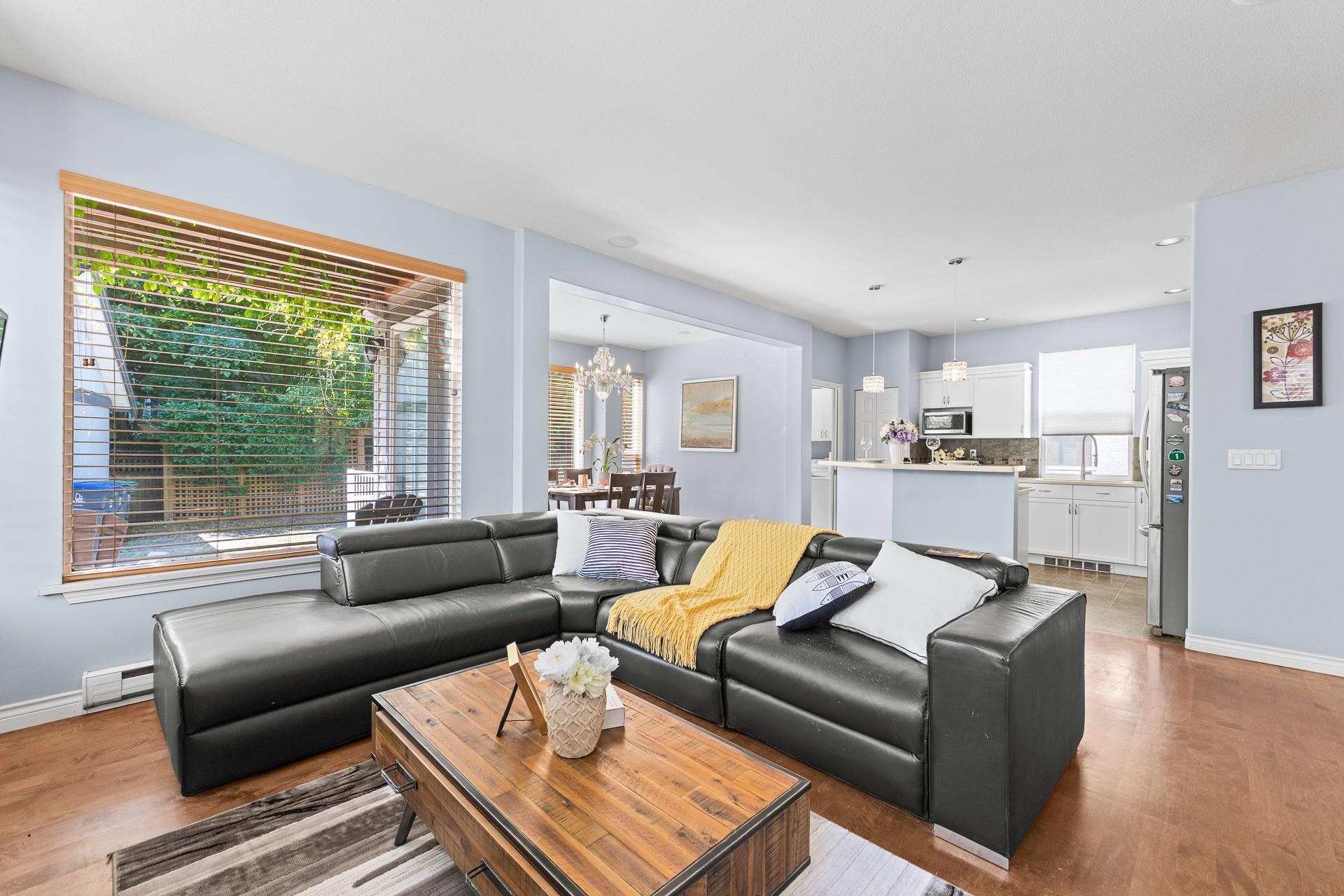 3307 ROSEMARY HEIGHTS CRESCENT