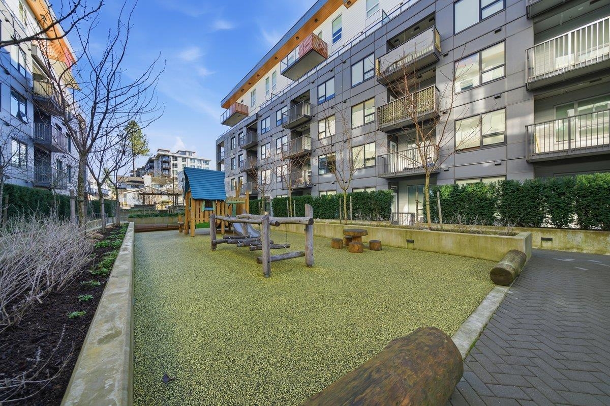 645 COMO LAKE AVENUE
