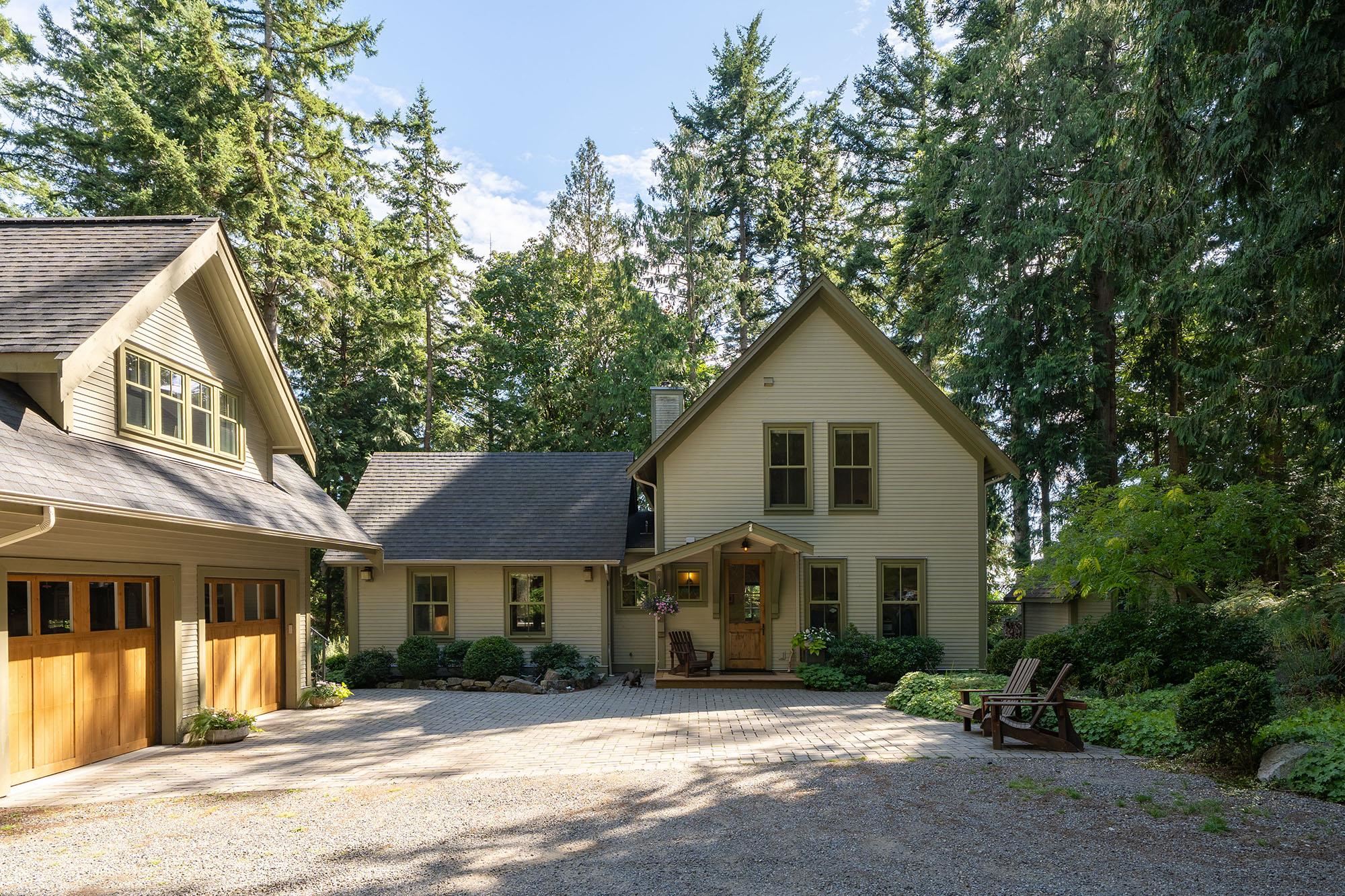 1755 EMILY LANE