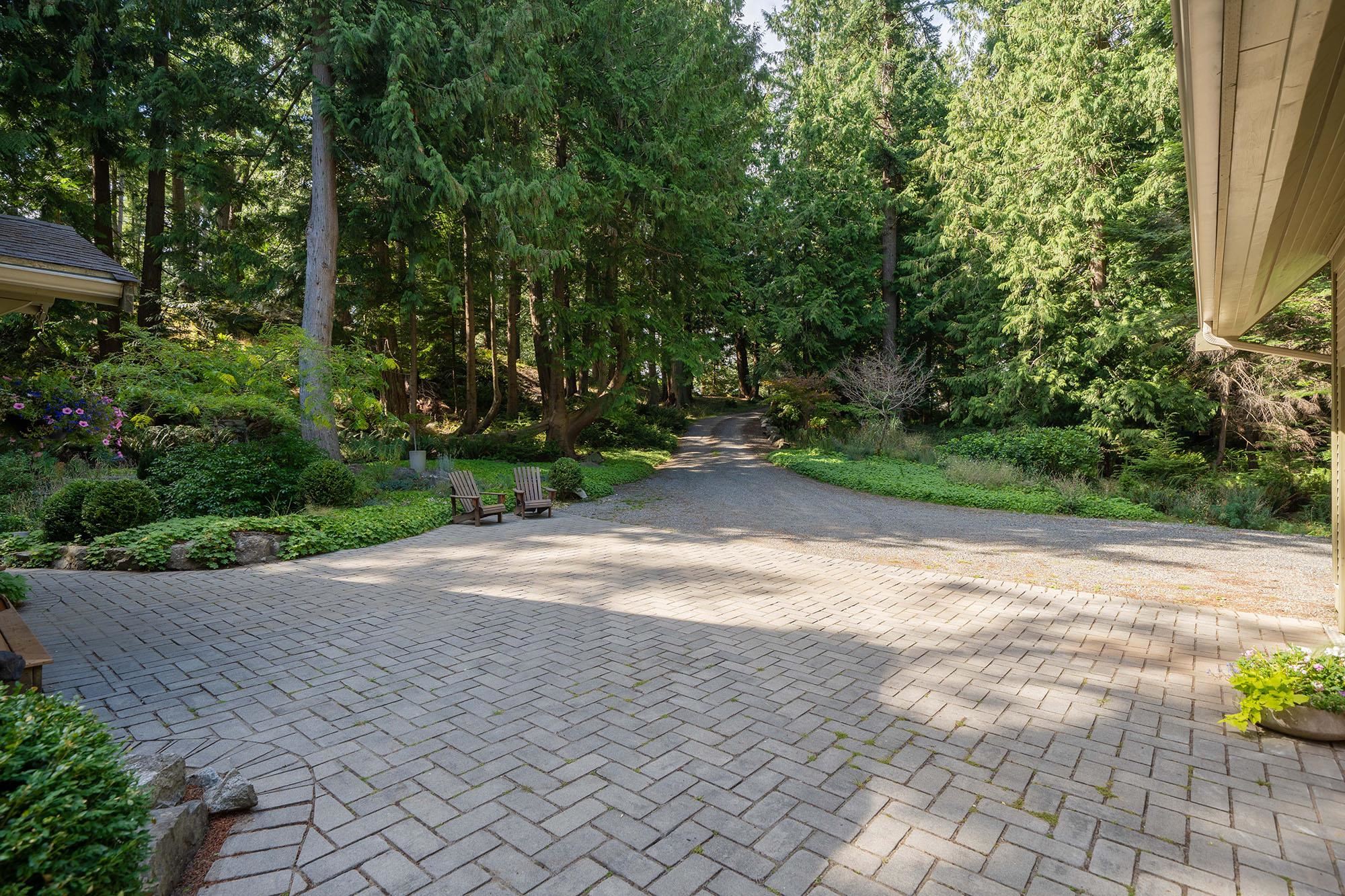1755 EMILY LANE
