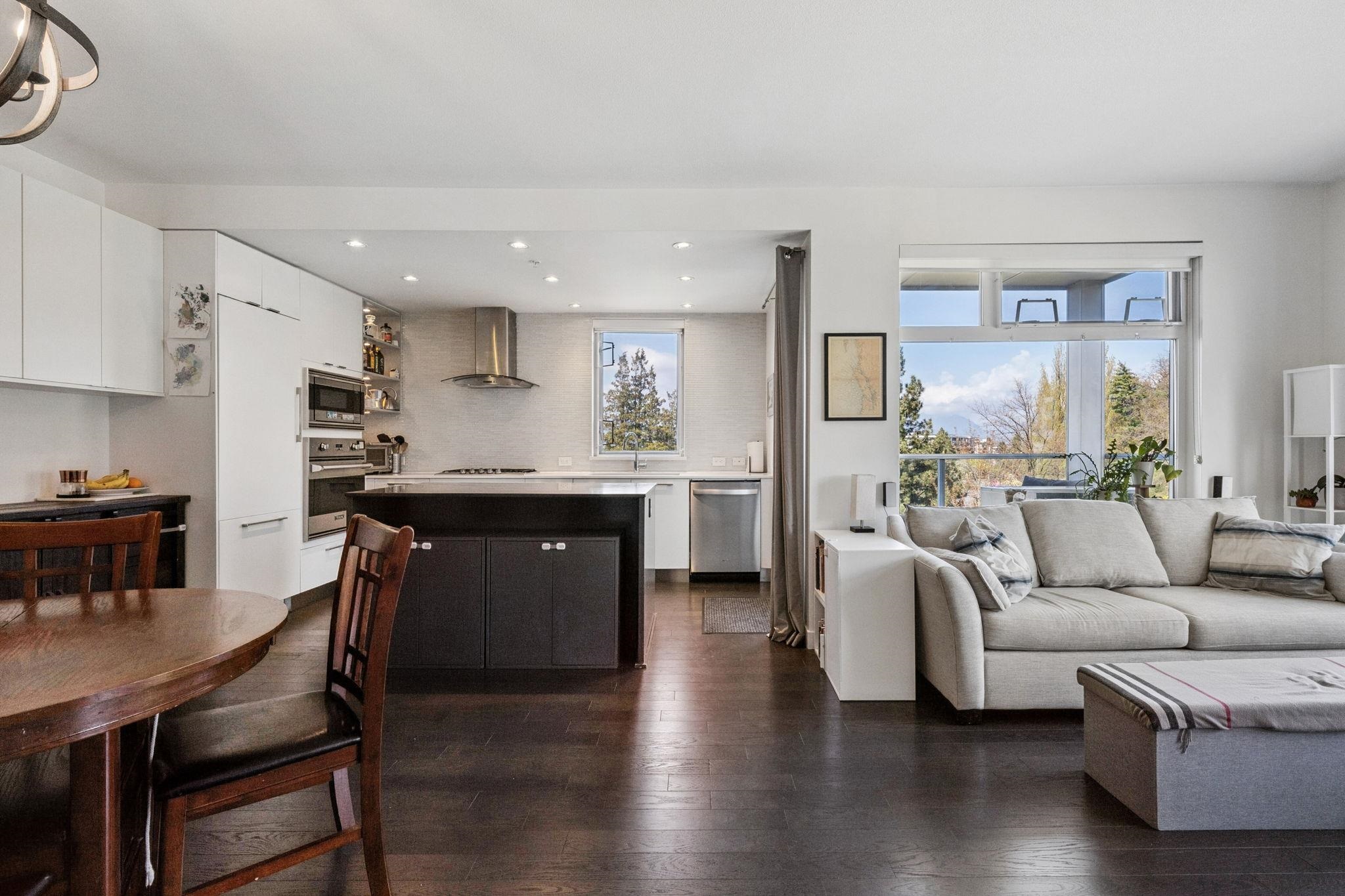 509 4867 CAMBIE STREET