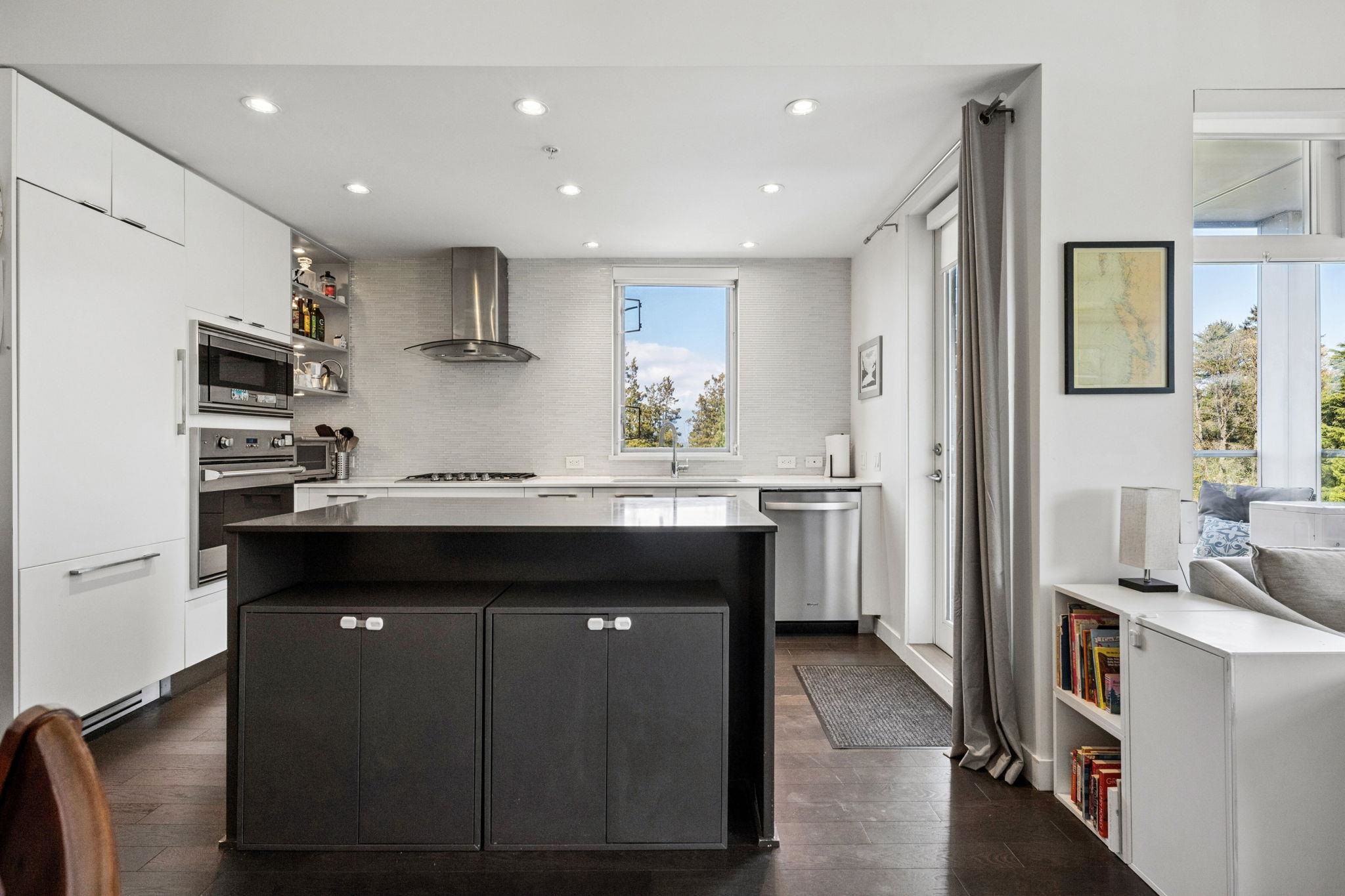 509 4867 CAMBIE STREET