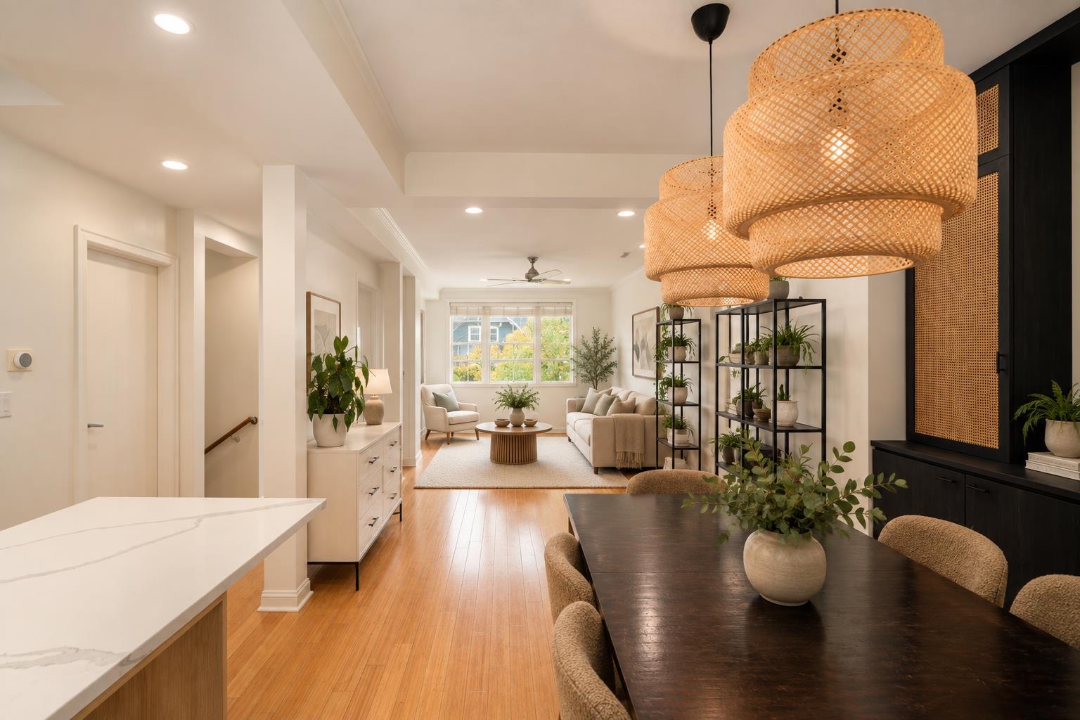 2537 WOODLAND DRIVE