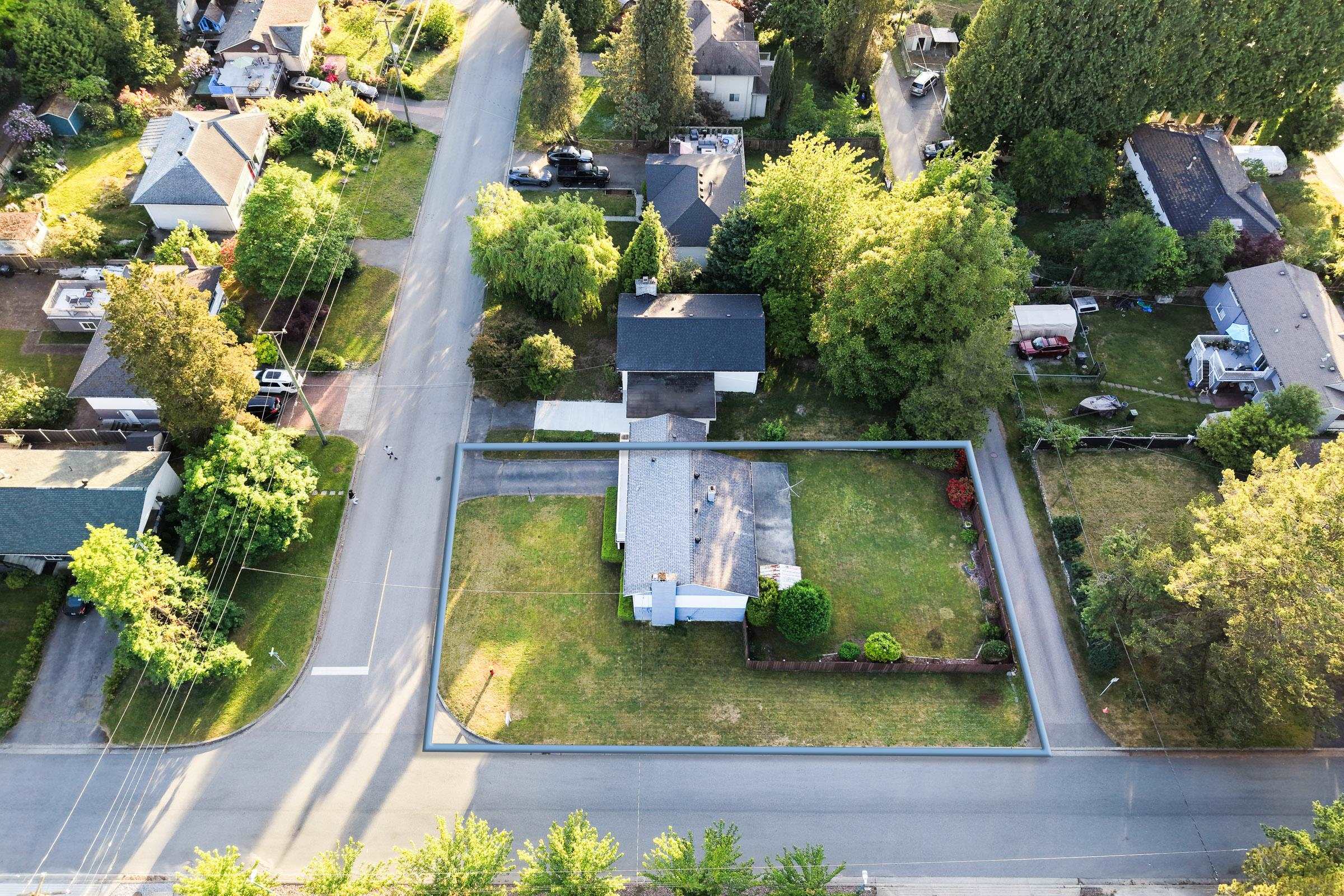 929 GROVER AVENUE