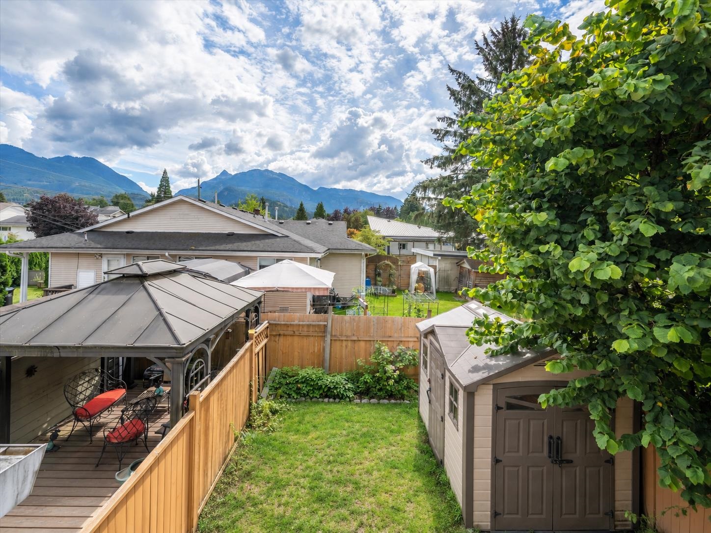 2 40327 DIAMOND HEAD ROAD