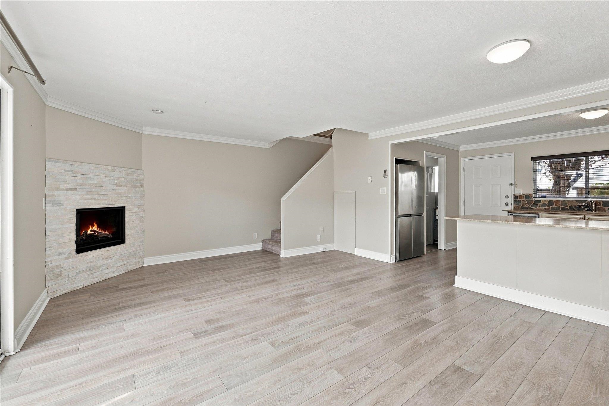 2 40327 DIAMOND HEAD ROAD