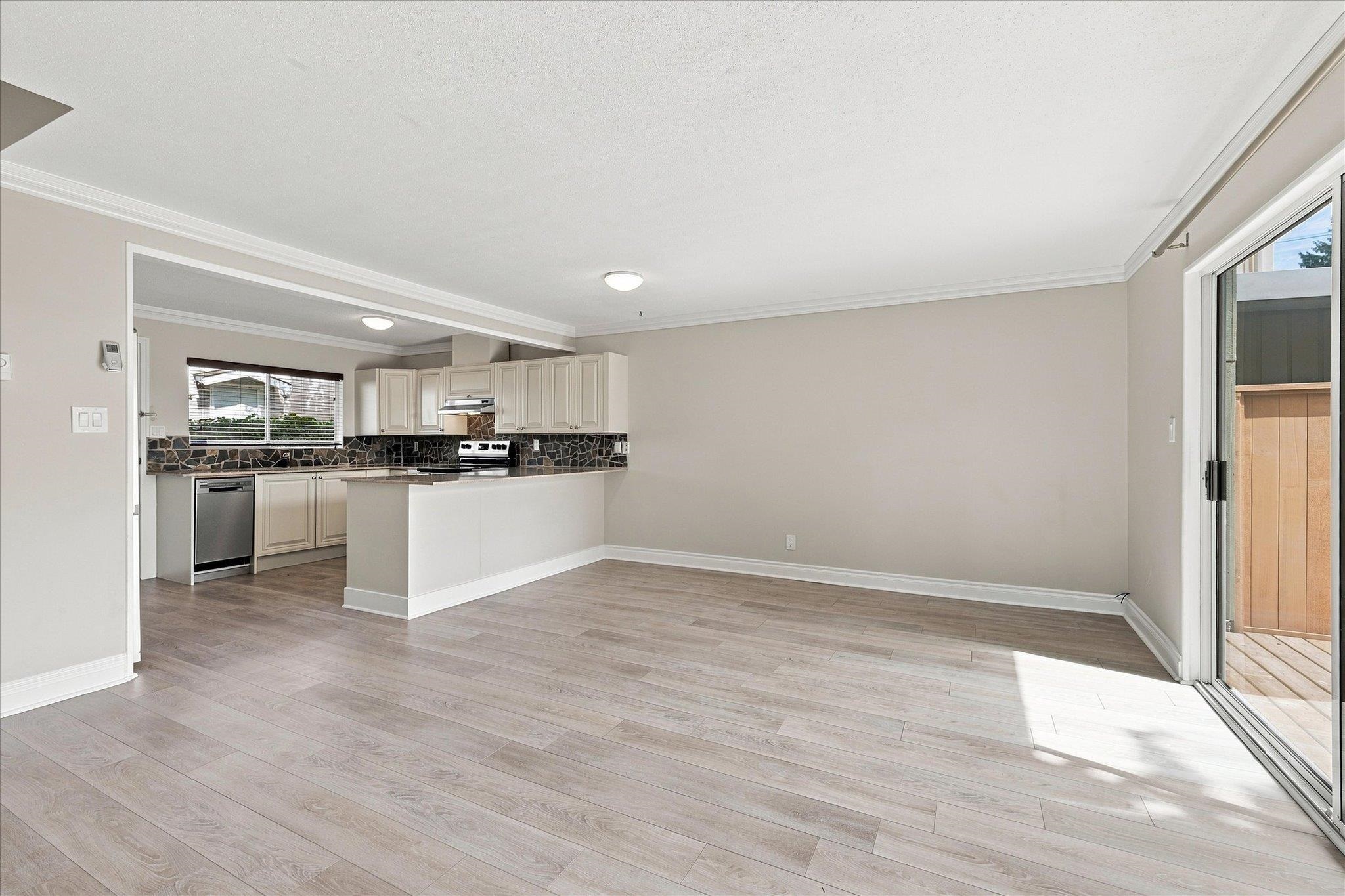 2 40327 DIAMOND HEAD ROAD