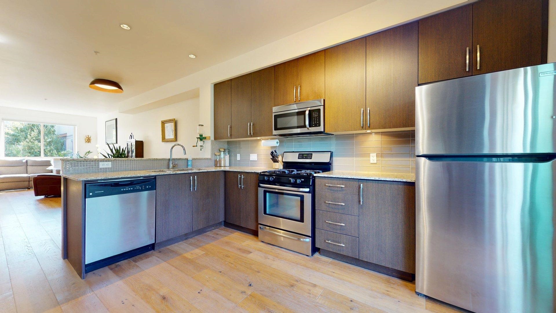 29 40653 TANTALUS ROAD