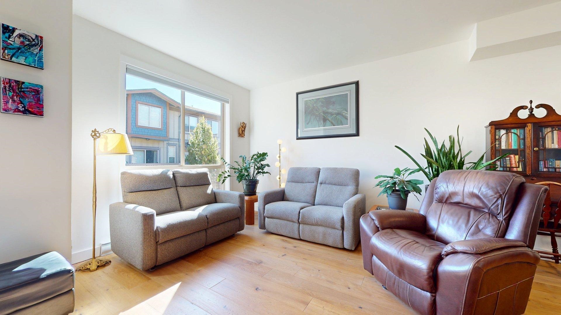 29 40653 TANTALUS ROAD
