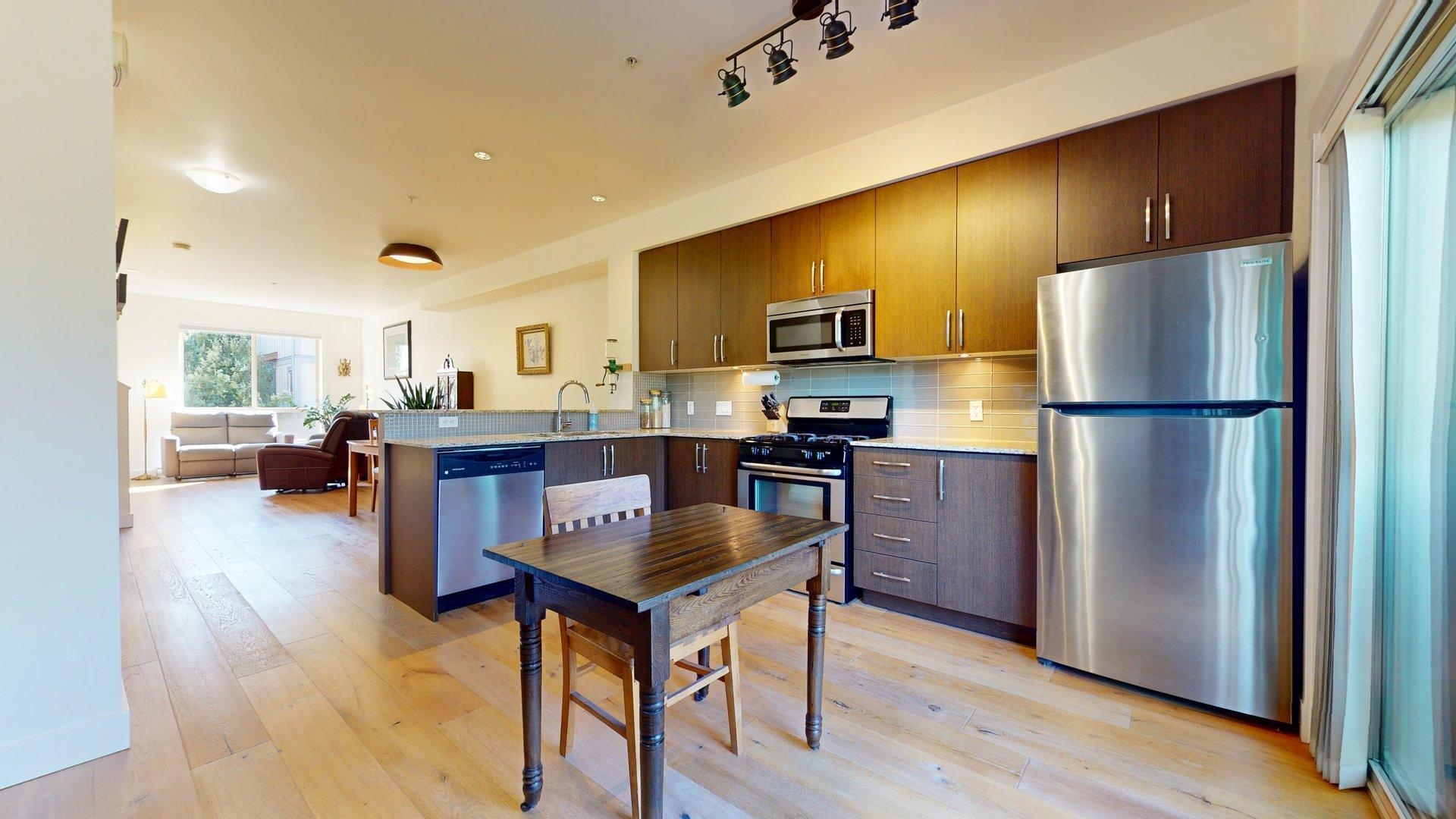 29 40653 TANTALUS ROAD