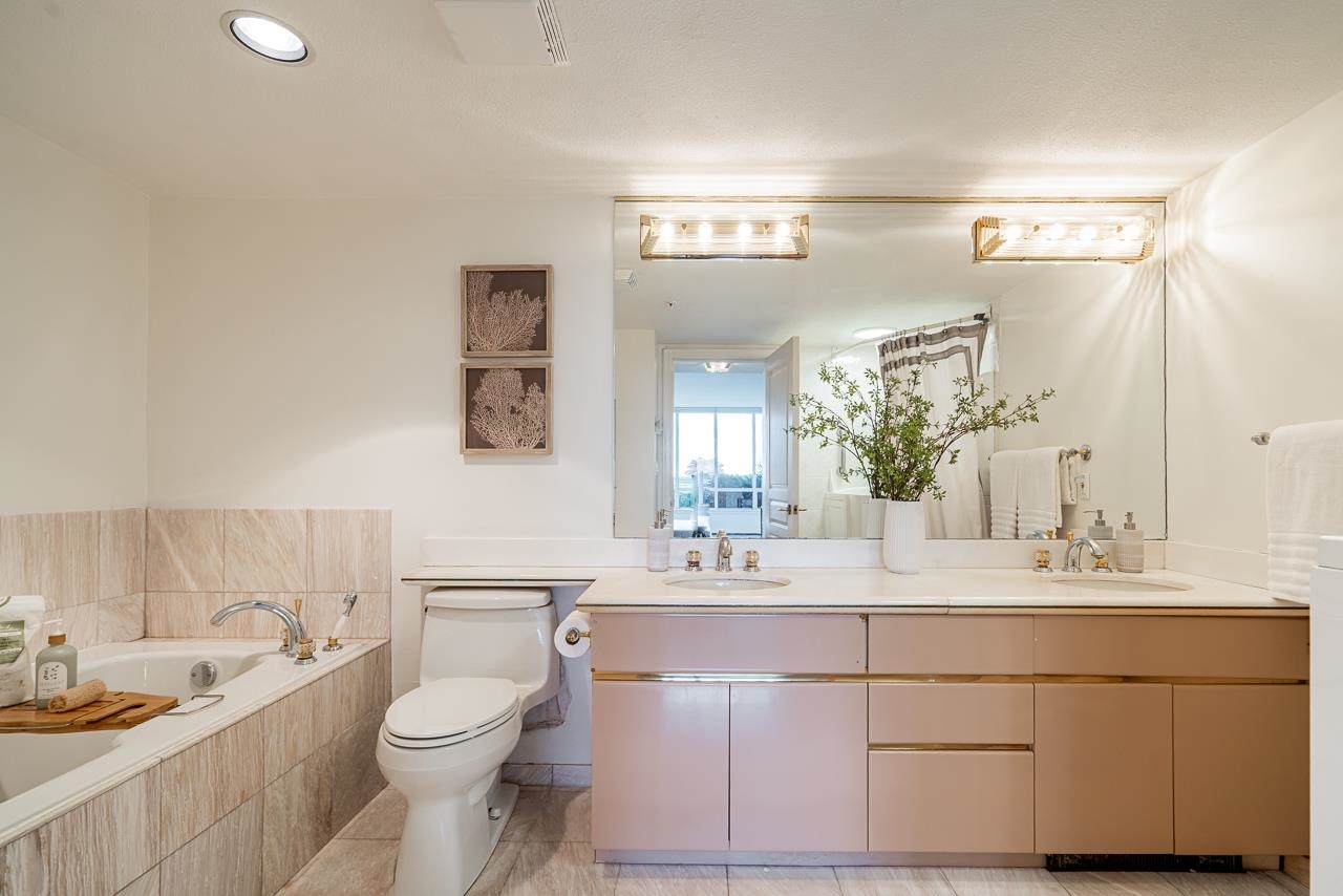 1 2243 BELLEVUE AVENUE