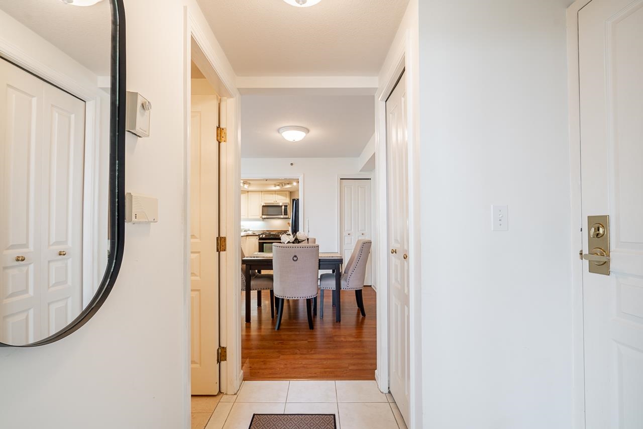 1 2243 BELLEVUE AVENUE