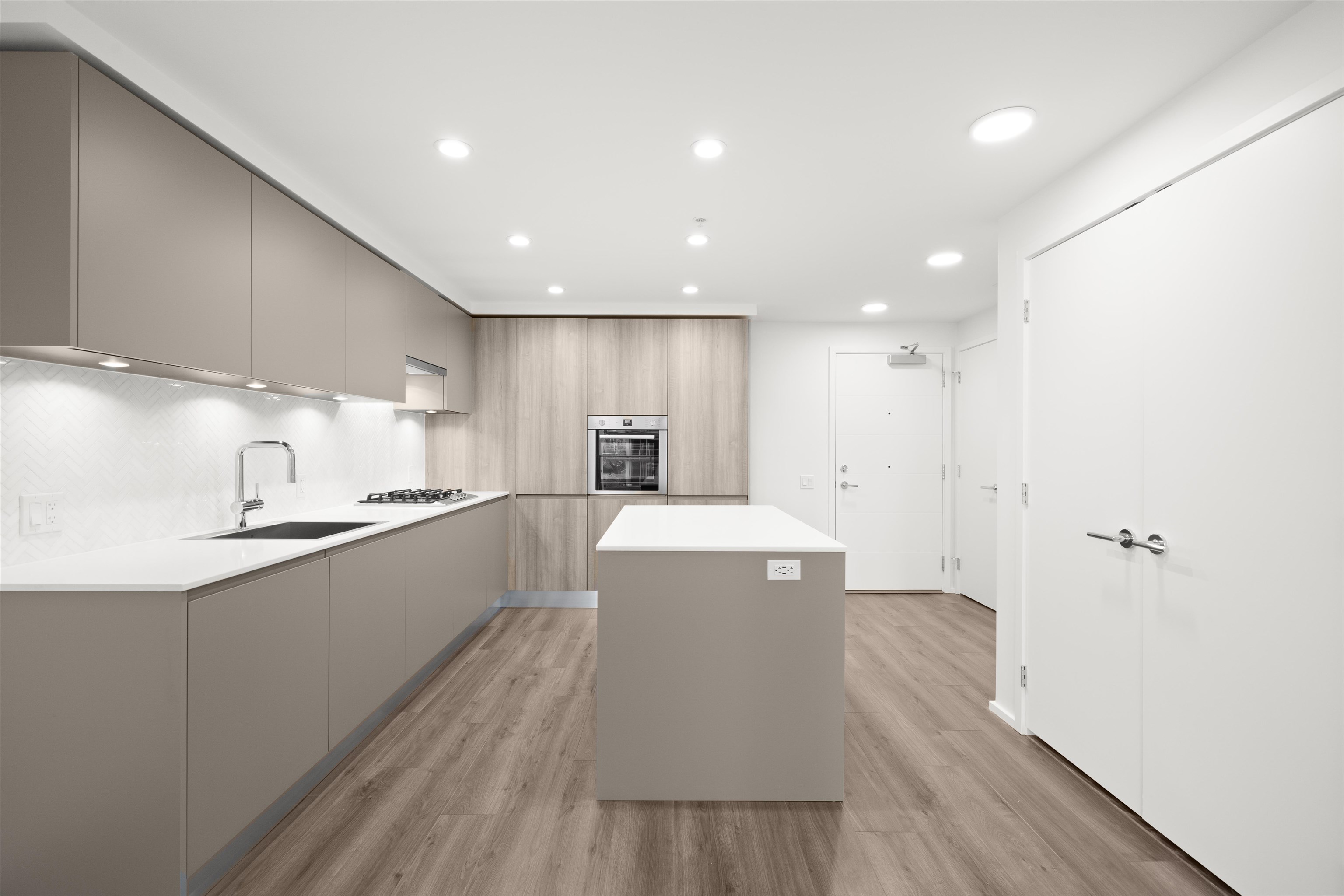 608 3809 EVERGREEN PLACE