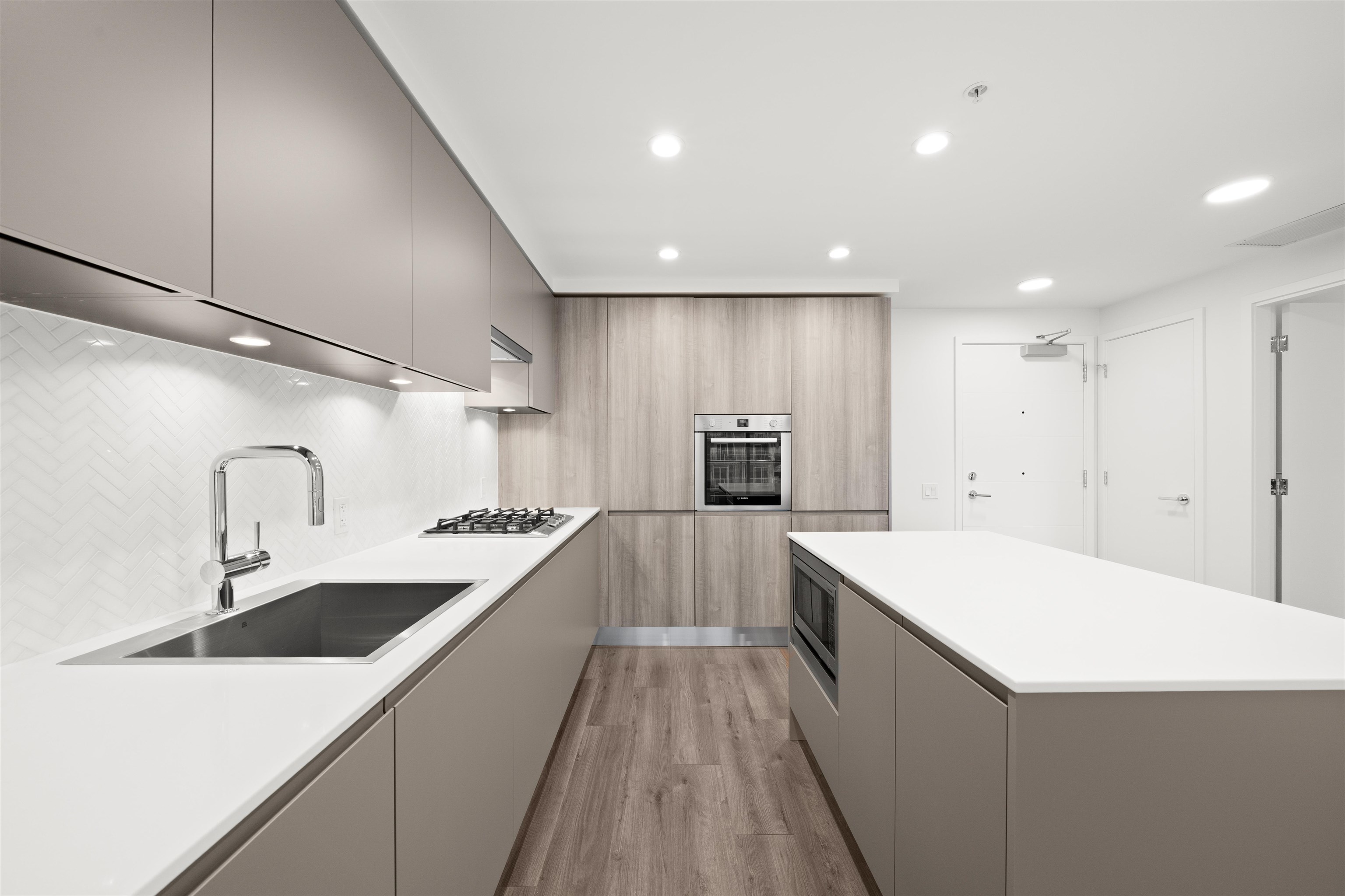 608 3809 EVERGREEN PLACE