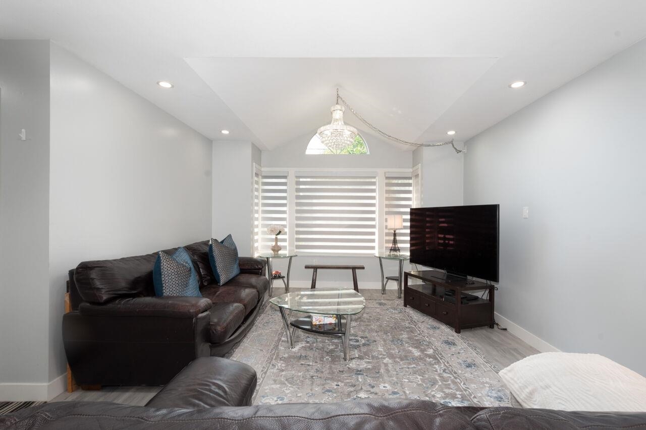5358 WESTMINSTER AVENUE