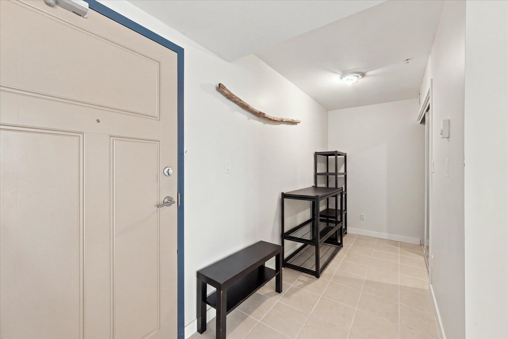 207 1212 MAIN STREET