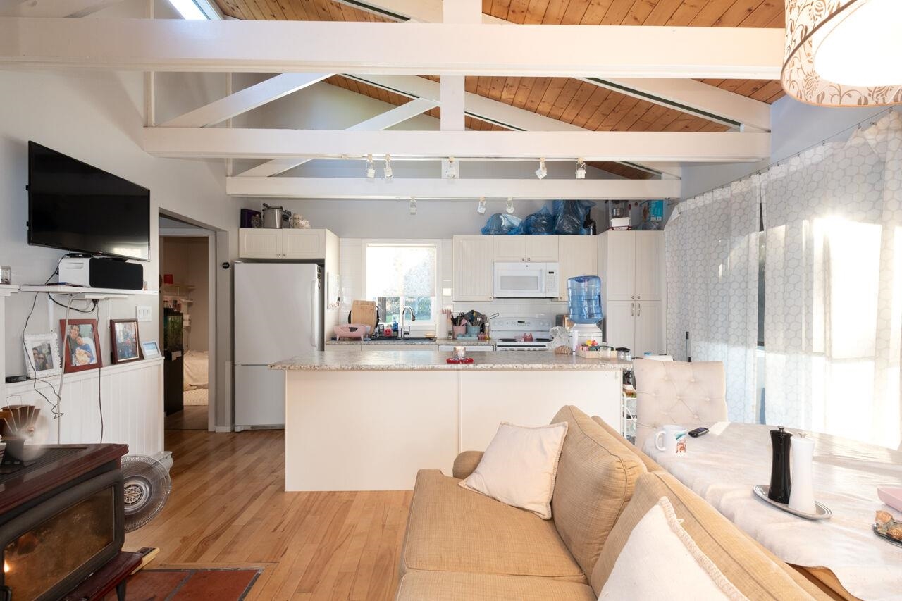 465 SUNSET ROAD