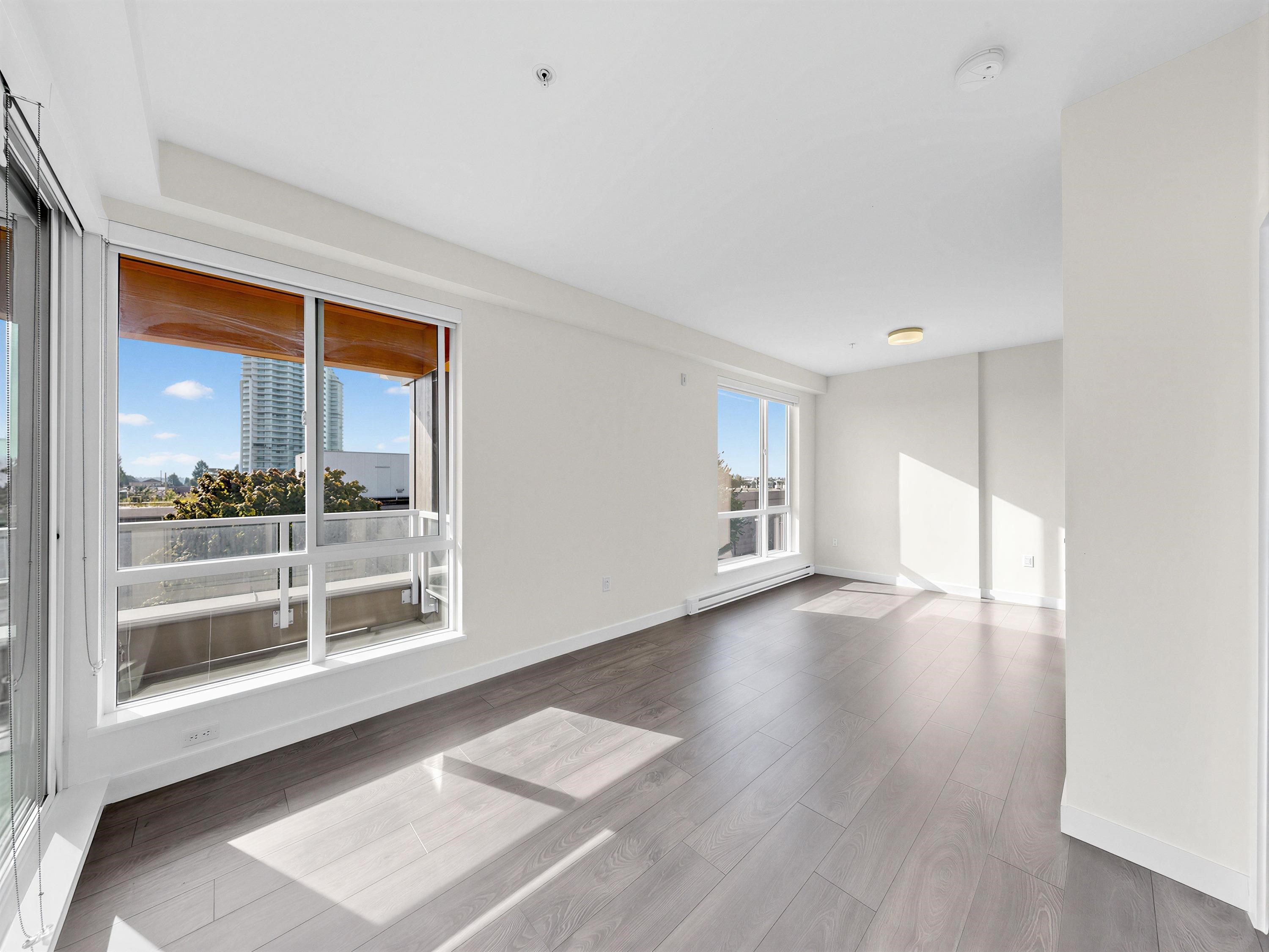 508 7133 14TH AVENUE