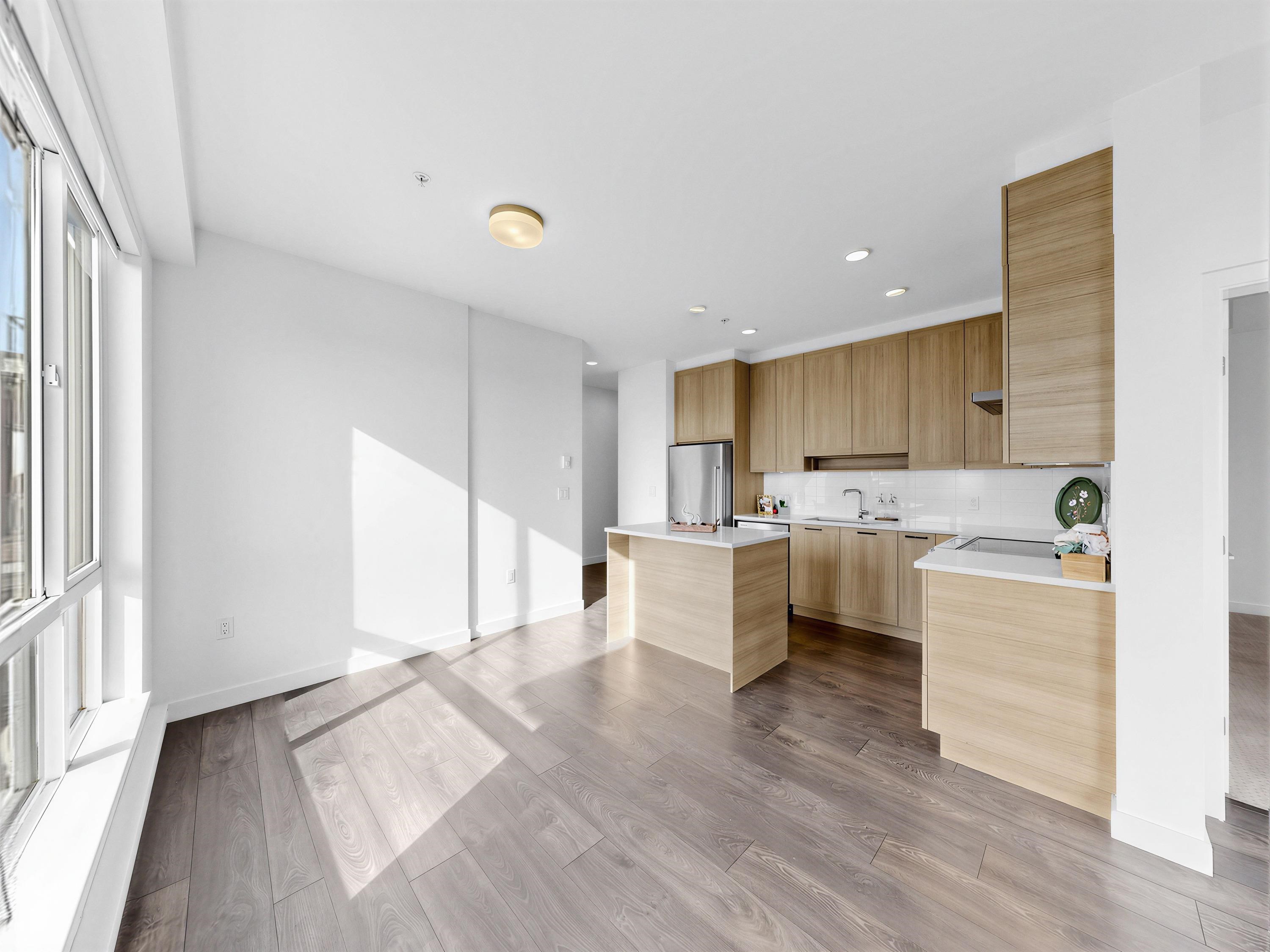 508 7133 14TH AVENUE