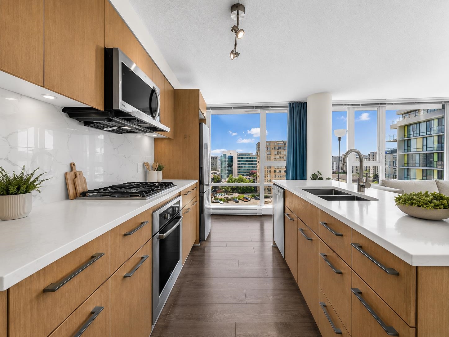 1501 7988 ACKROYD ROAD