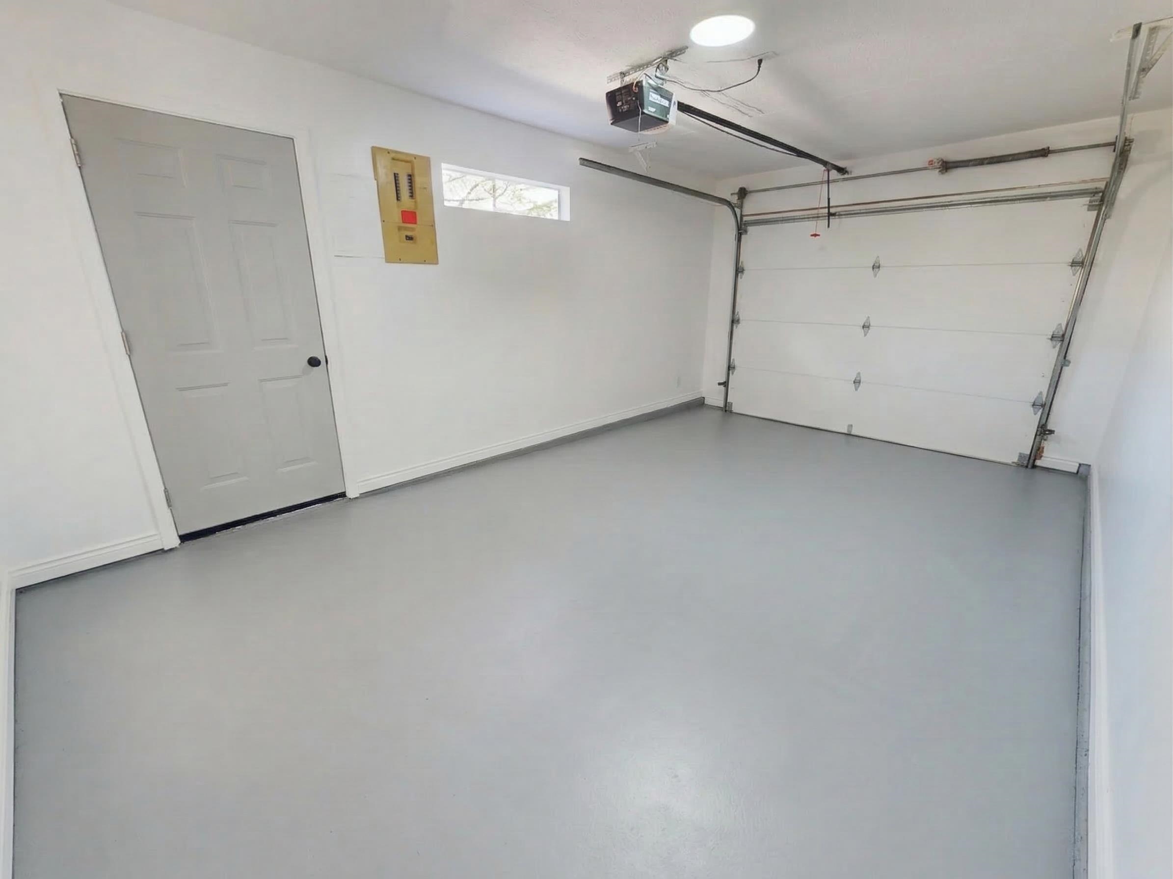 113 14271 18A AVENUE