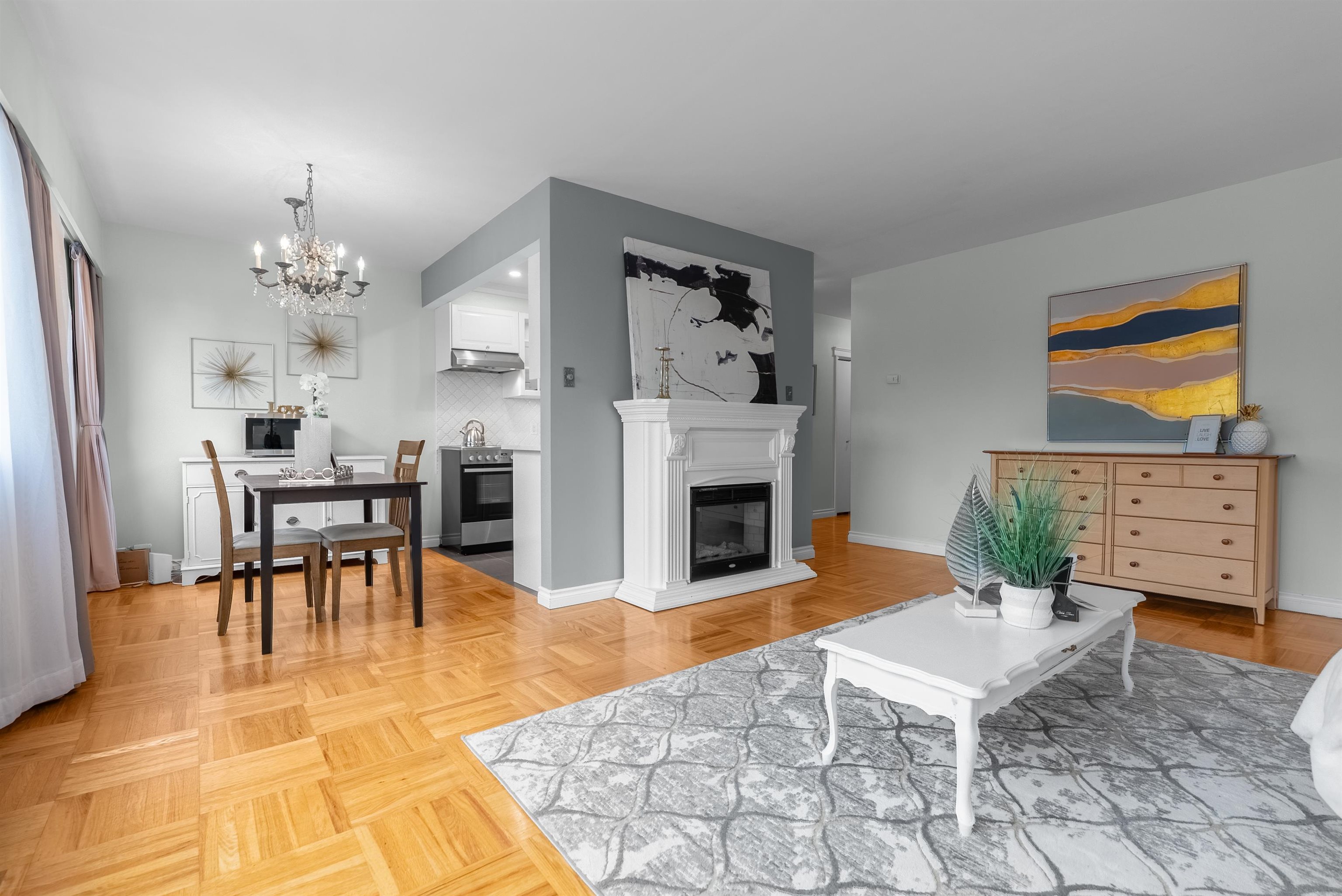 402 1750 ESQUIMALT AVENUE