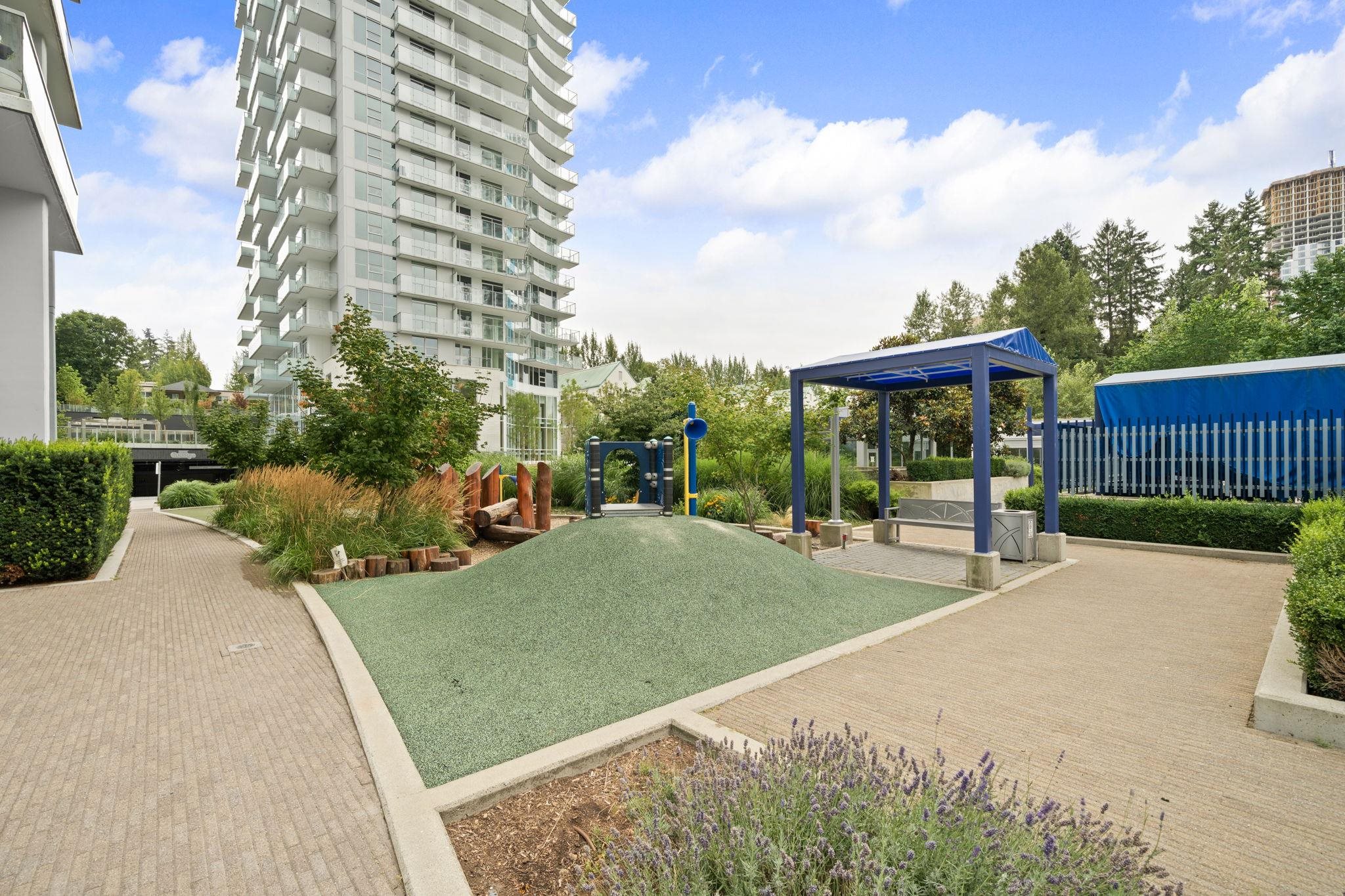 3209 13696 100 AVENUE