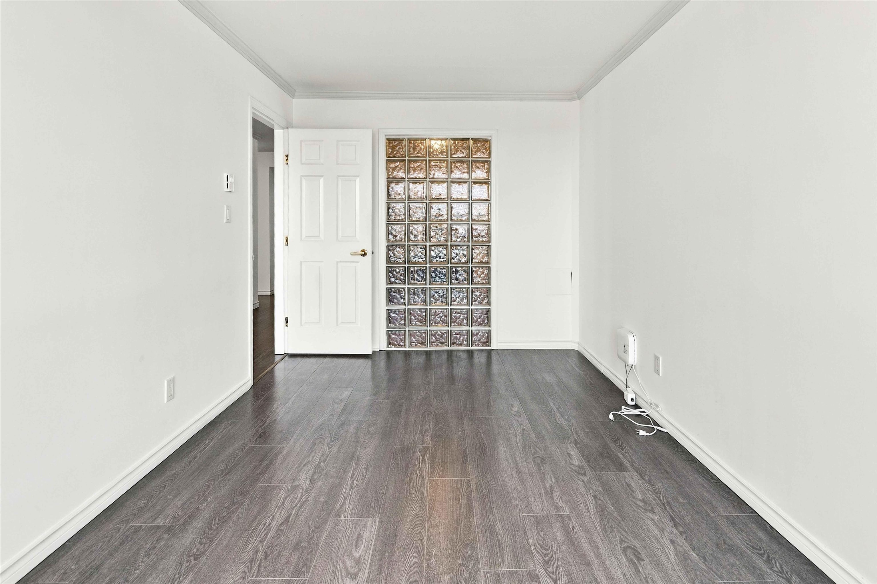 2205 9603 MANCHESTER DRIVE