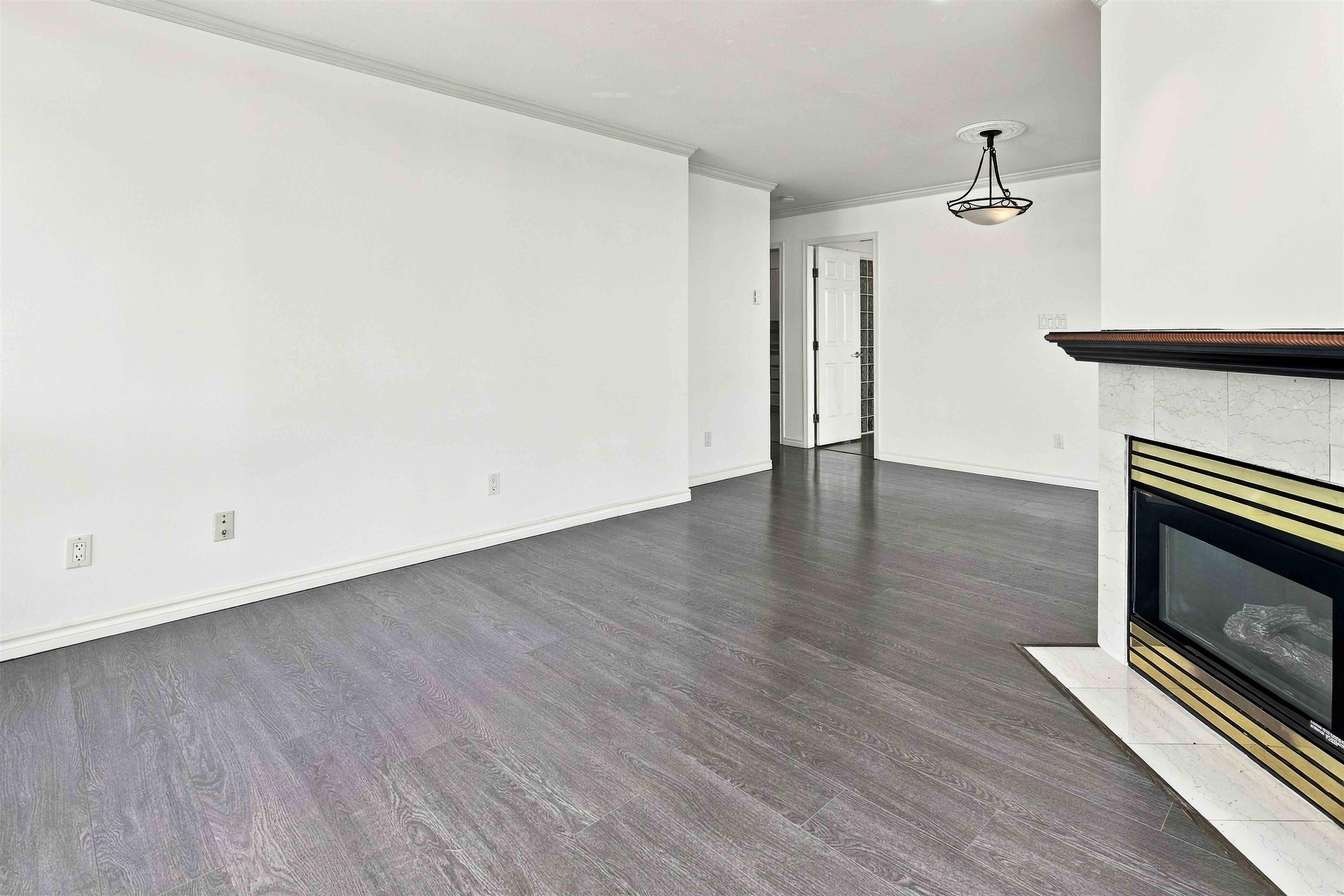 2205 9603 MANCHESTER DRIVE