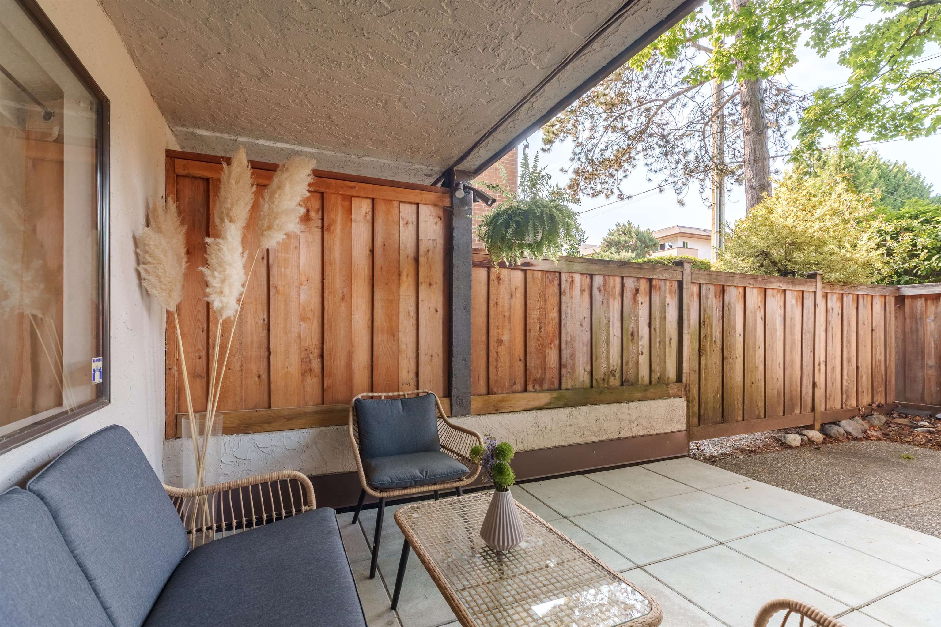 106 316 CEDAR STREET