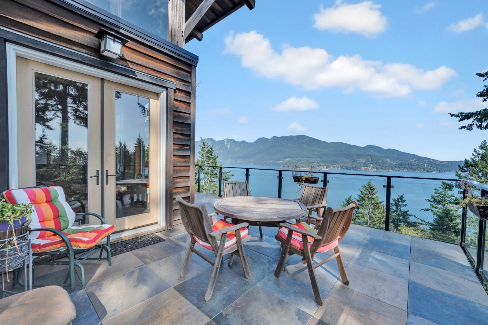 687 CHANNELVIEW DRIVE