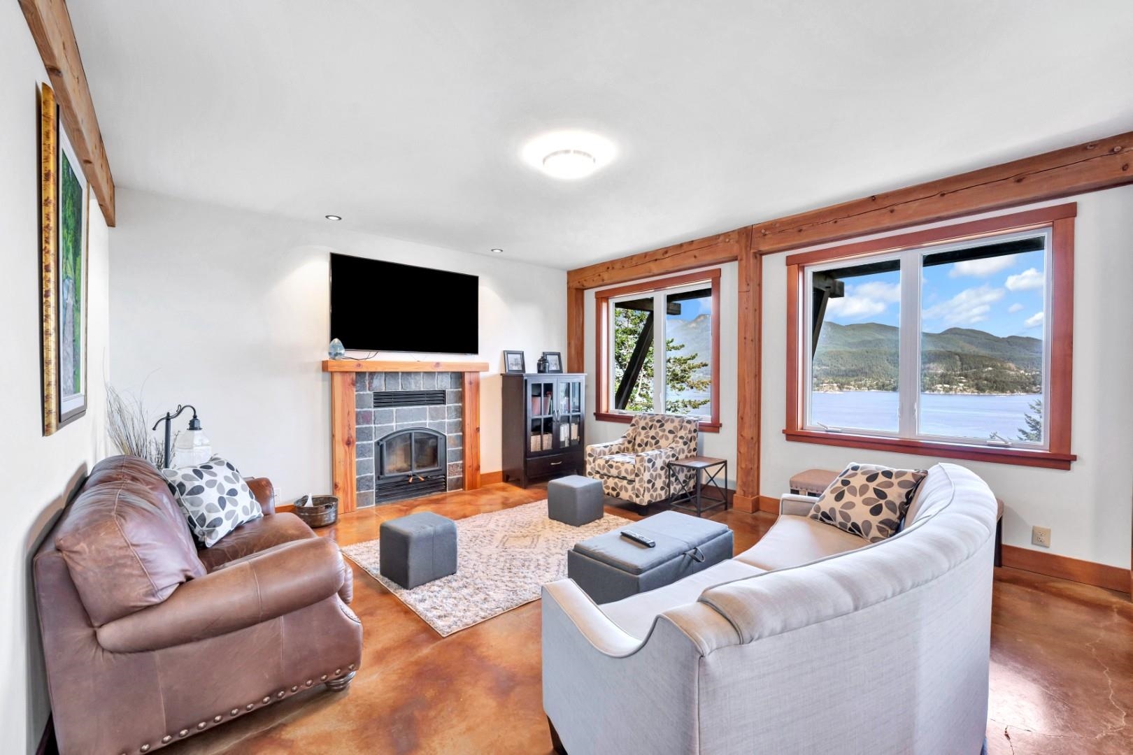 687 CHANNELVIEW DRIVE