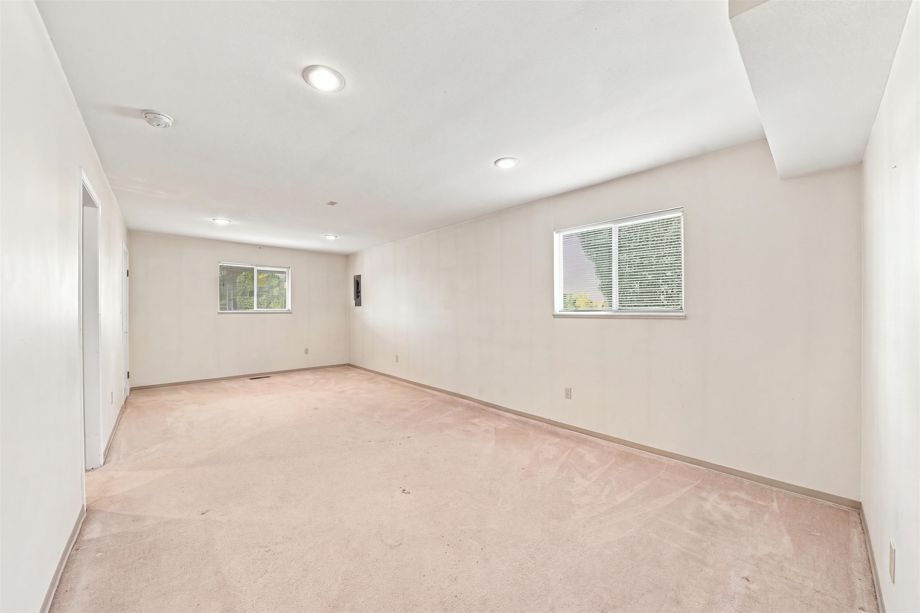 1708 PRESTWICK DRIVE