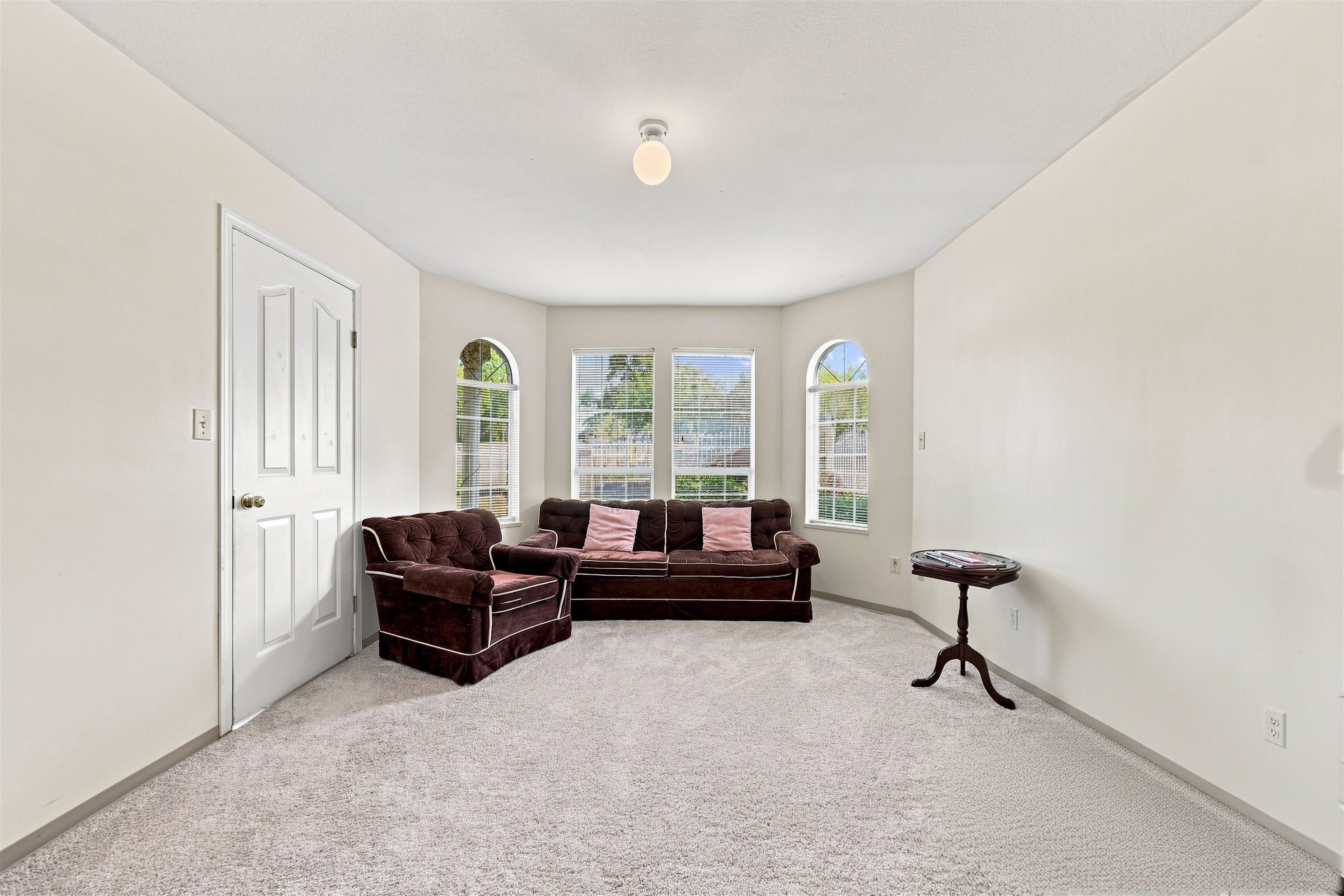 1708 PRESTWICK DRIVE