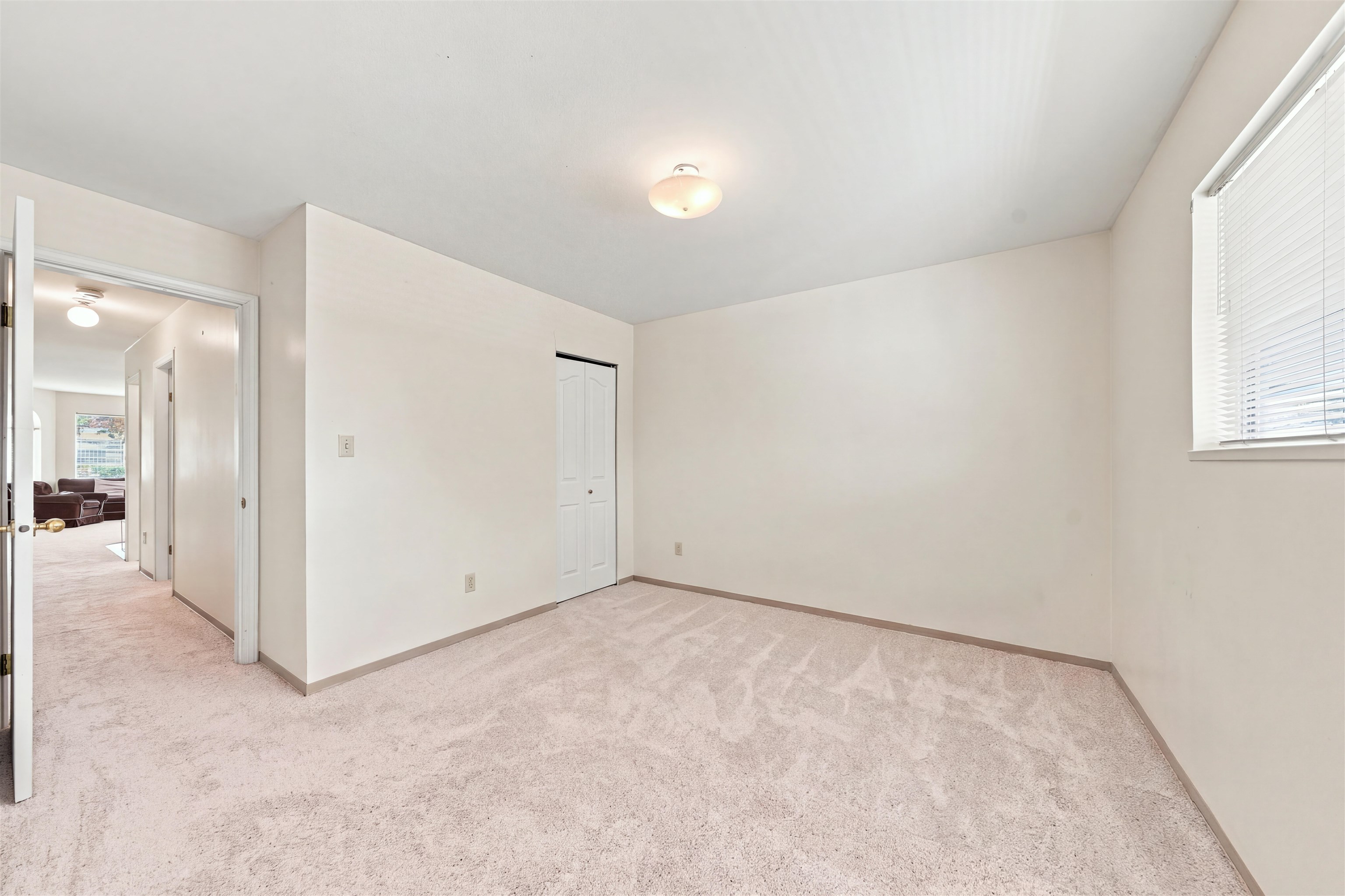 1708 PRESTWICK DRIVE