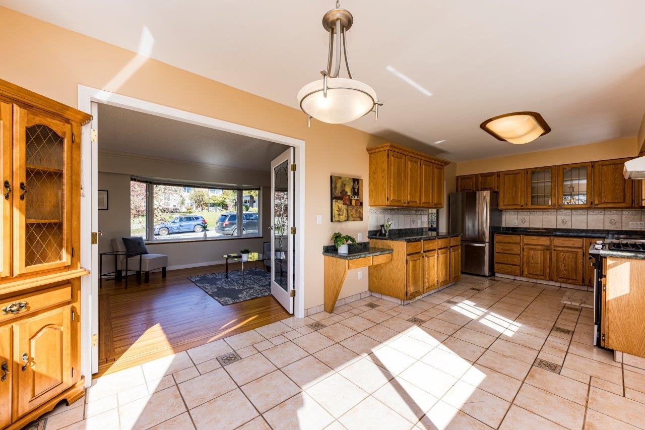 2094 VIEWLYNN DRIVE