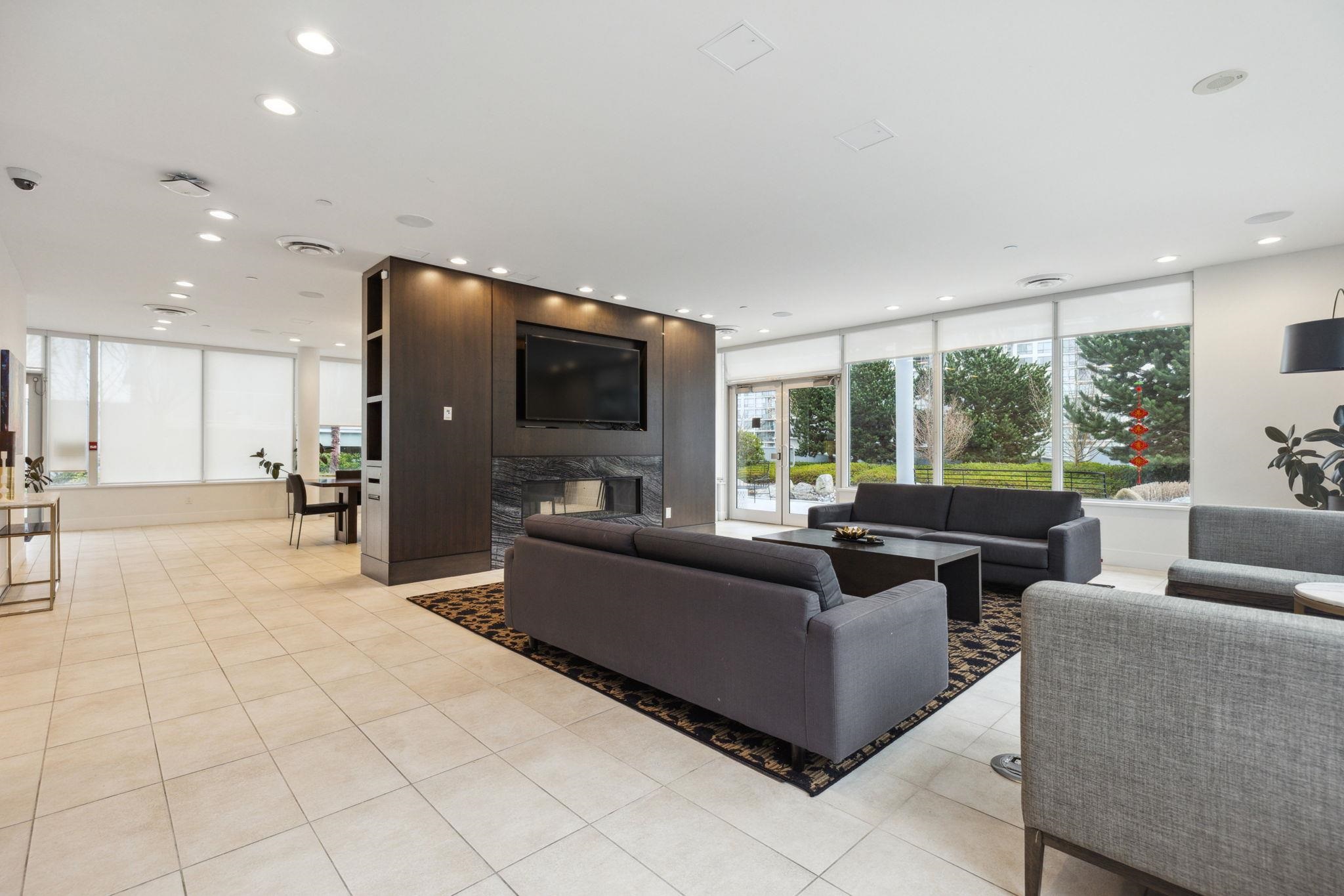608 7488 LANSDOWNE ROAD
