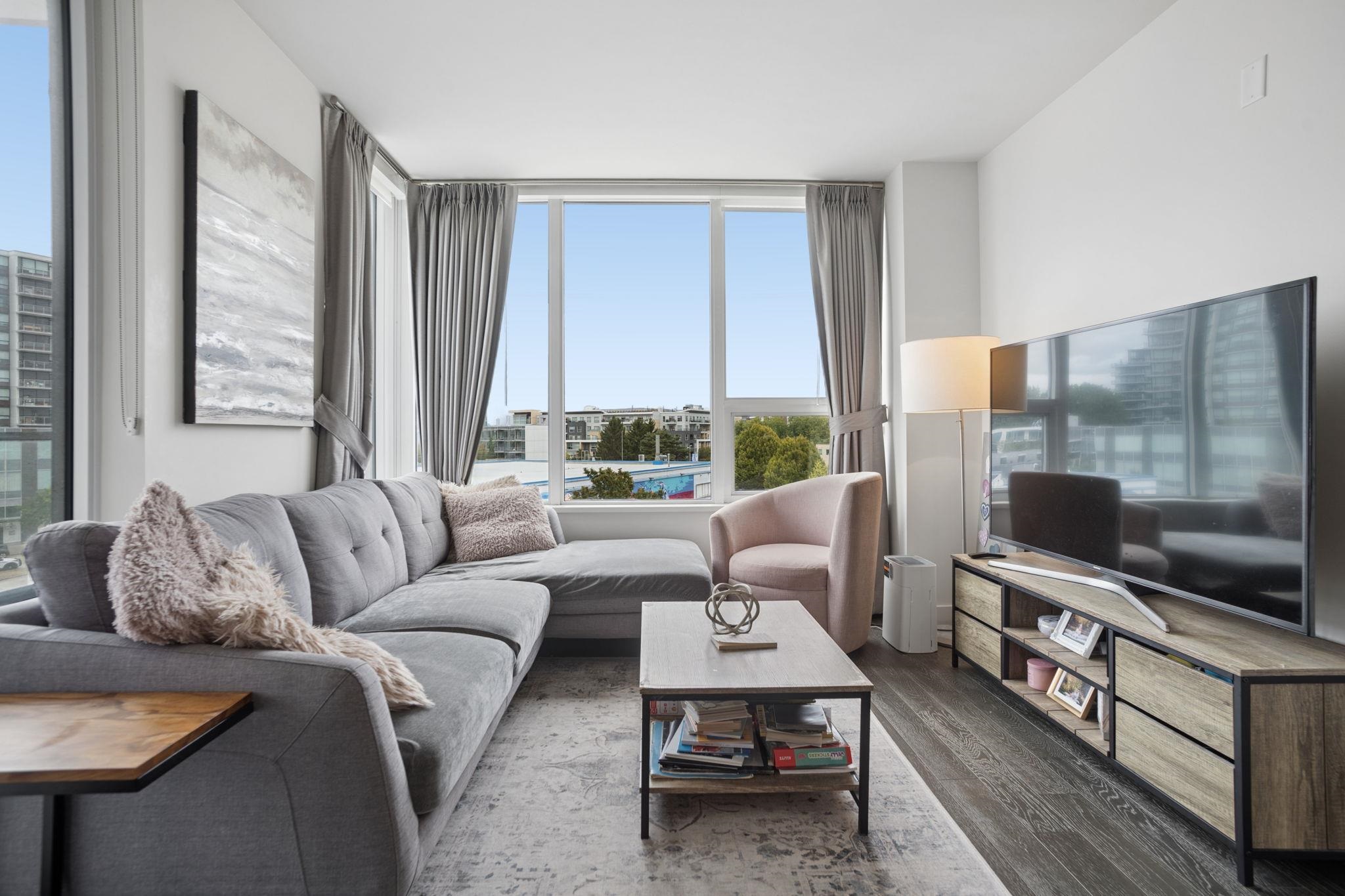 608 7488 LANSDOWNE ROAD