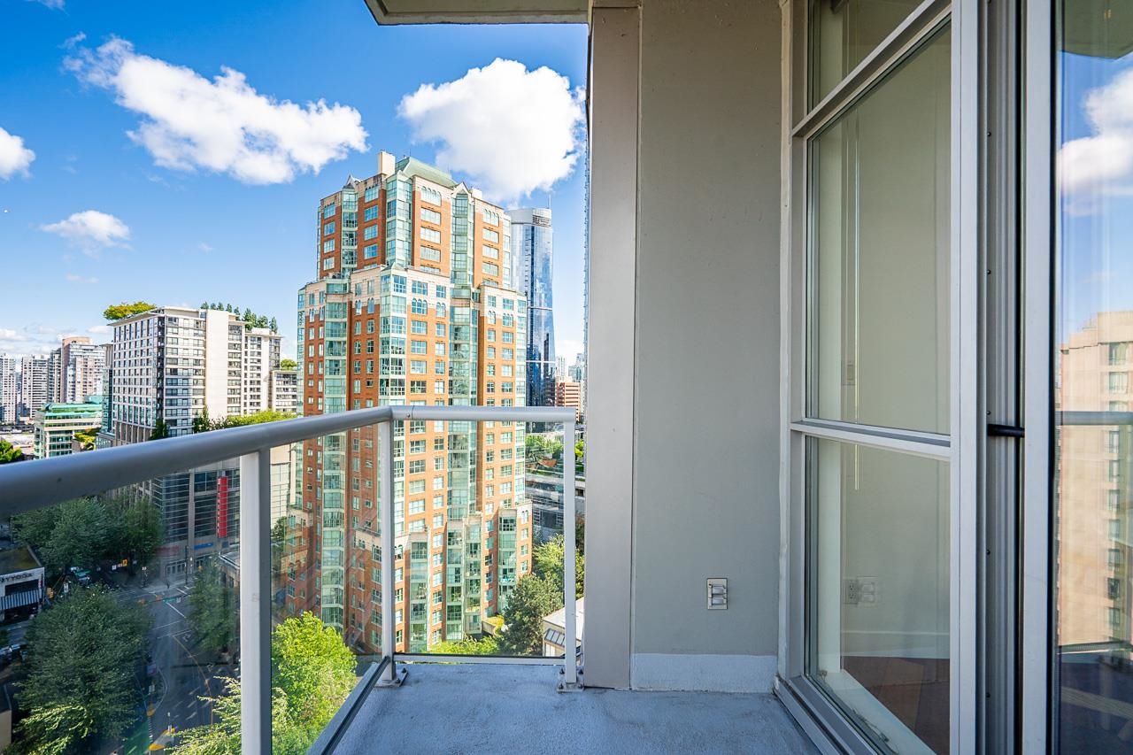 1505 1050 SMITHE STREET