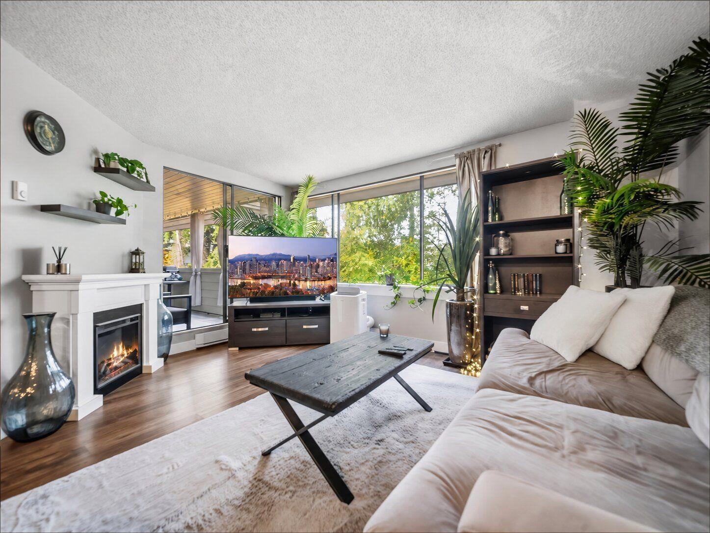 208 15272 19 AVENUE
