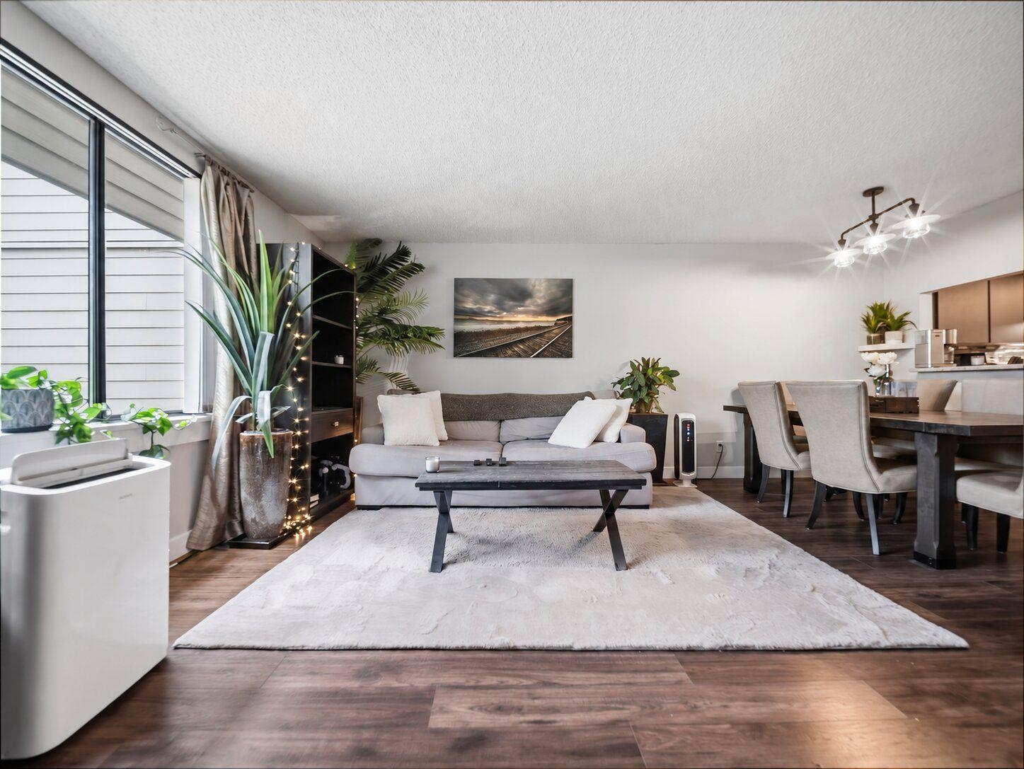 208 15272 19 AVENUE