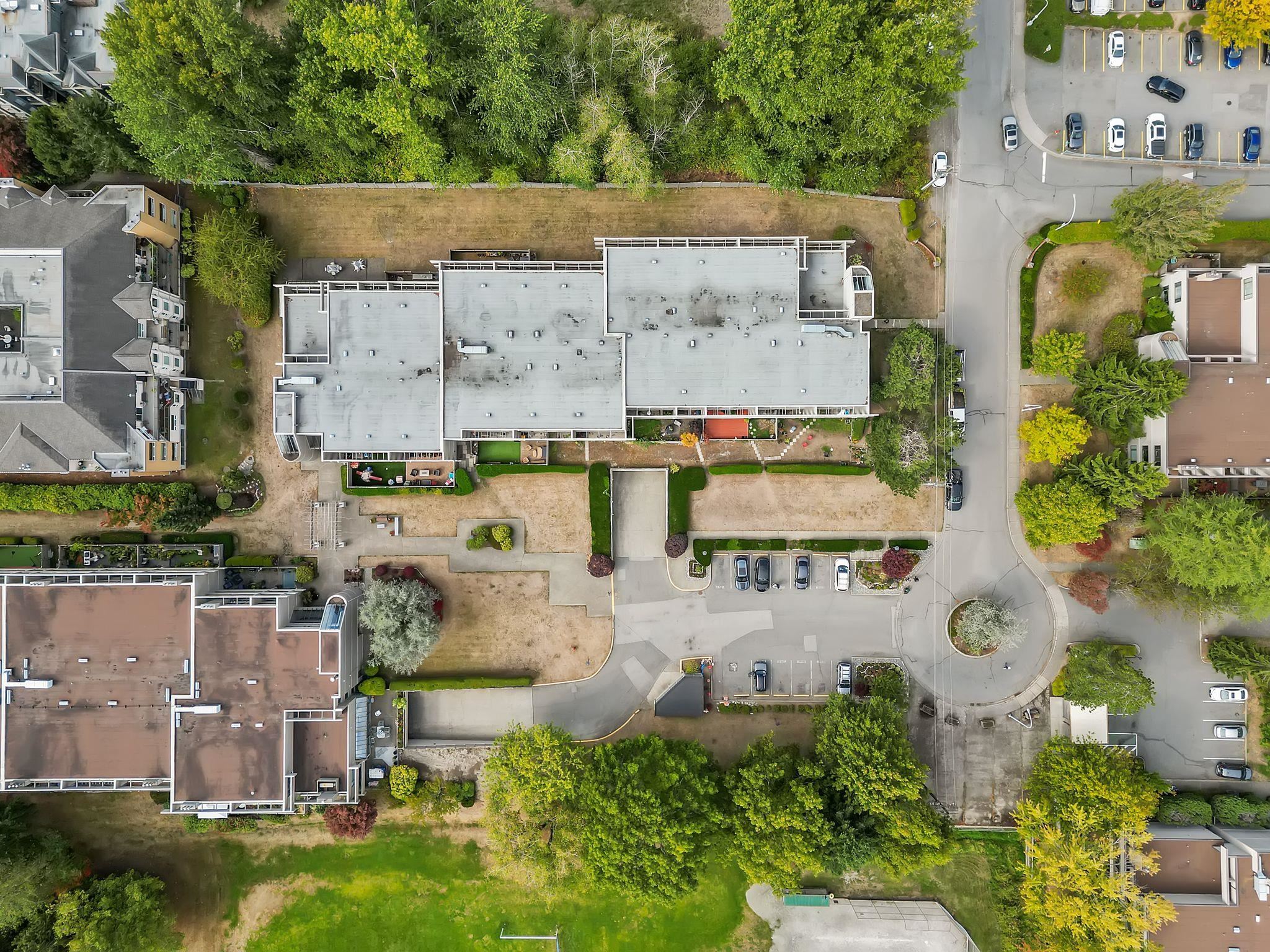 208 15272 19 AVENUE