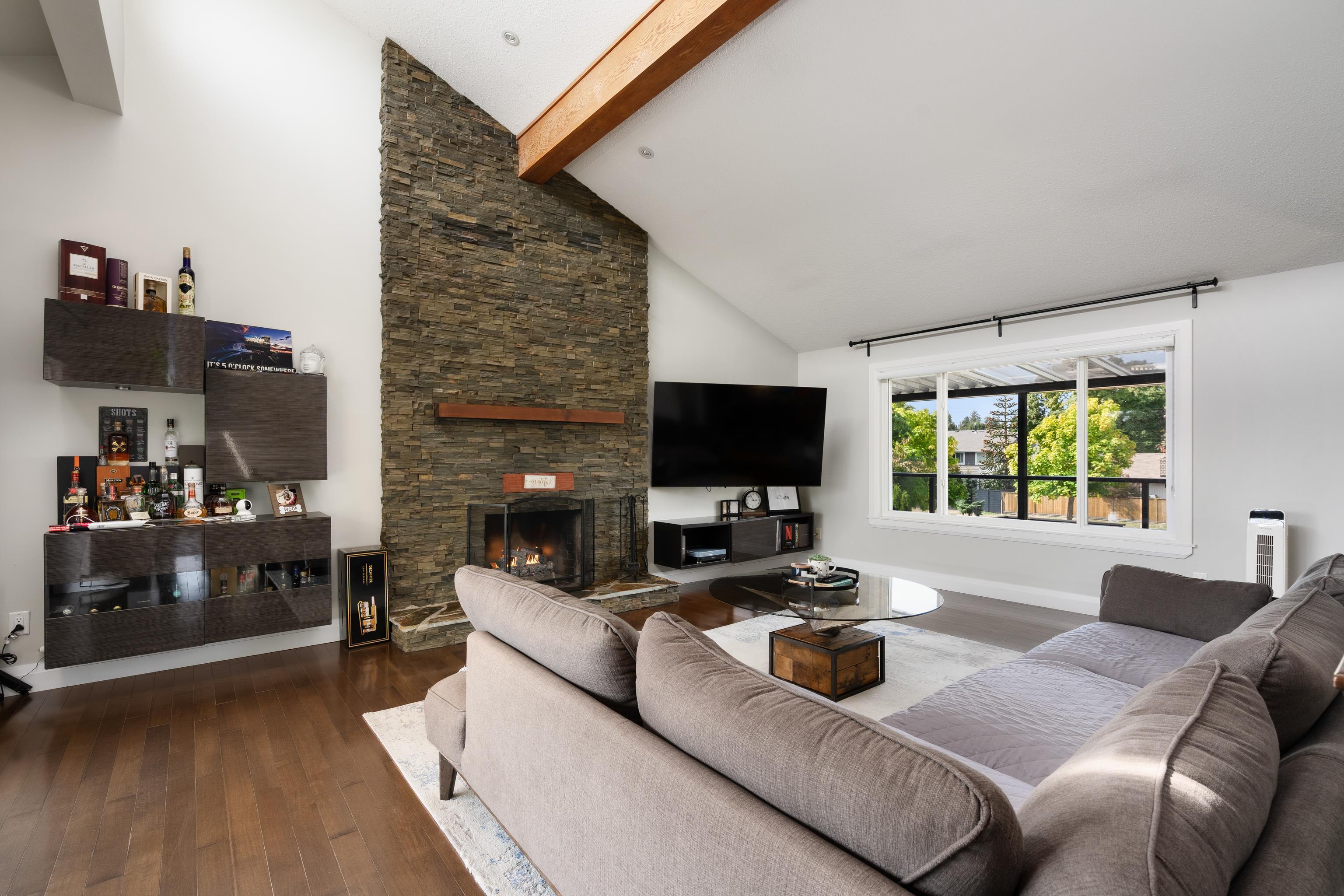 1253 BEACH GROVE ROAD