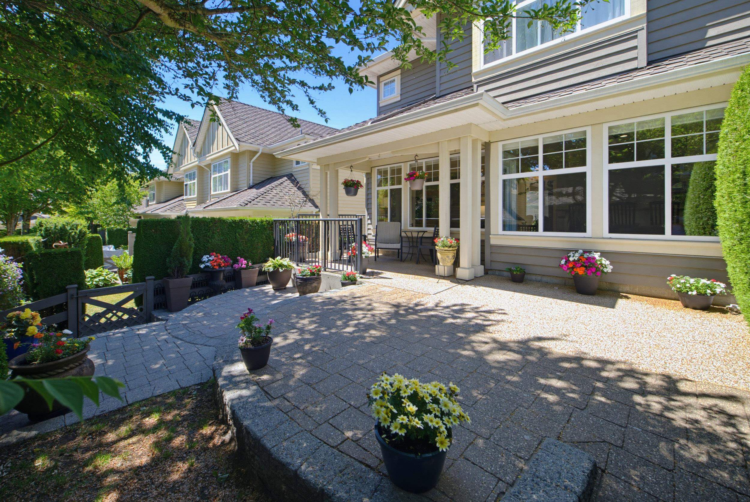 137 15500 ROSEMARY HEIGHTS CRESCENT