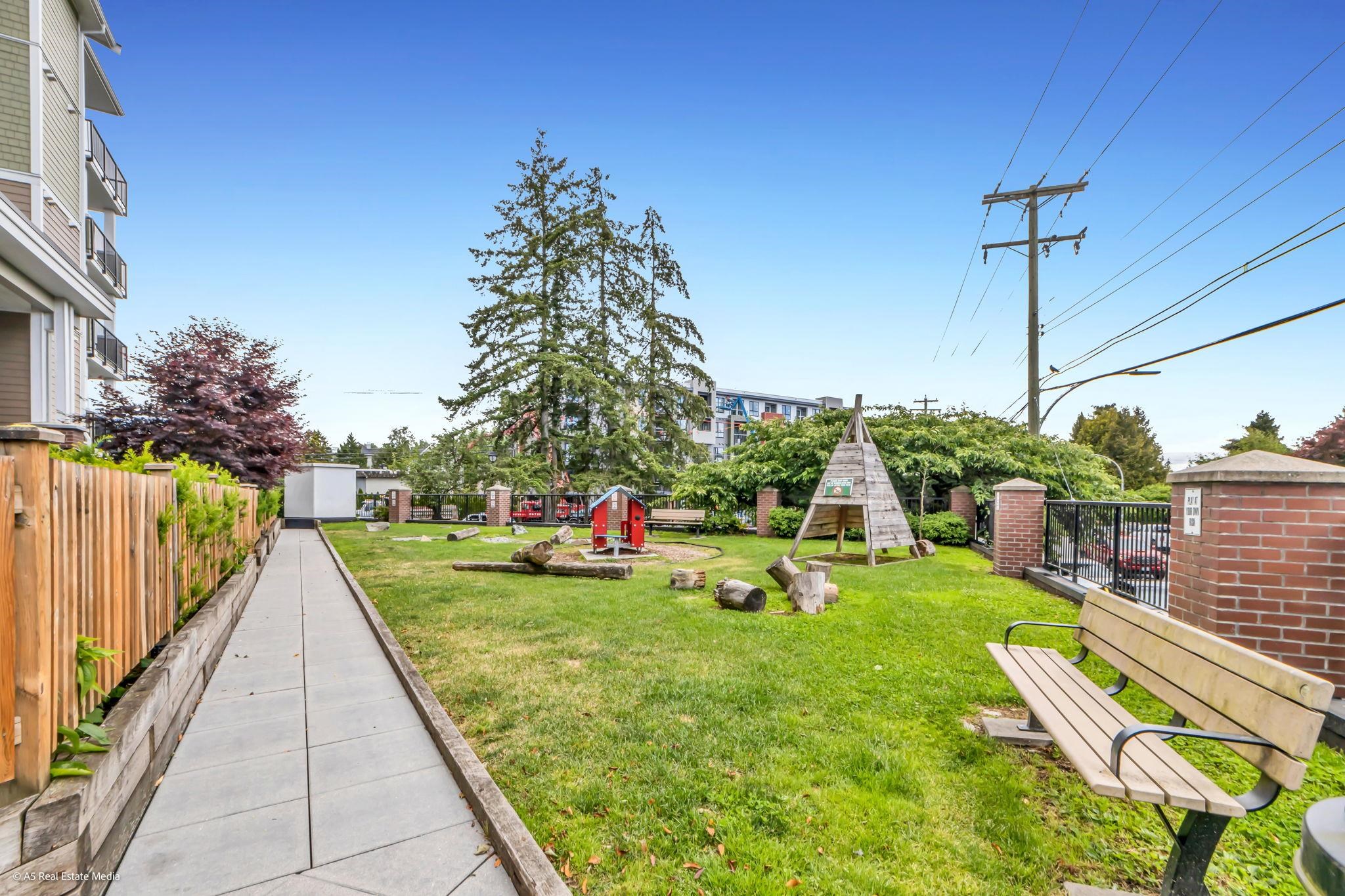 317 20696 EASTLEIGH CRESCENT