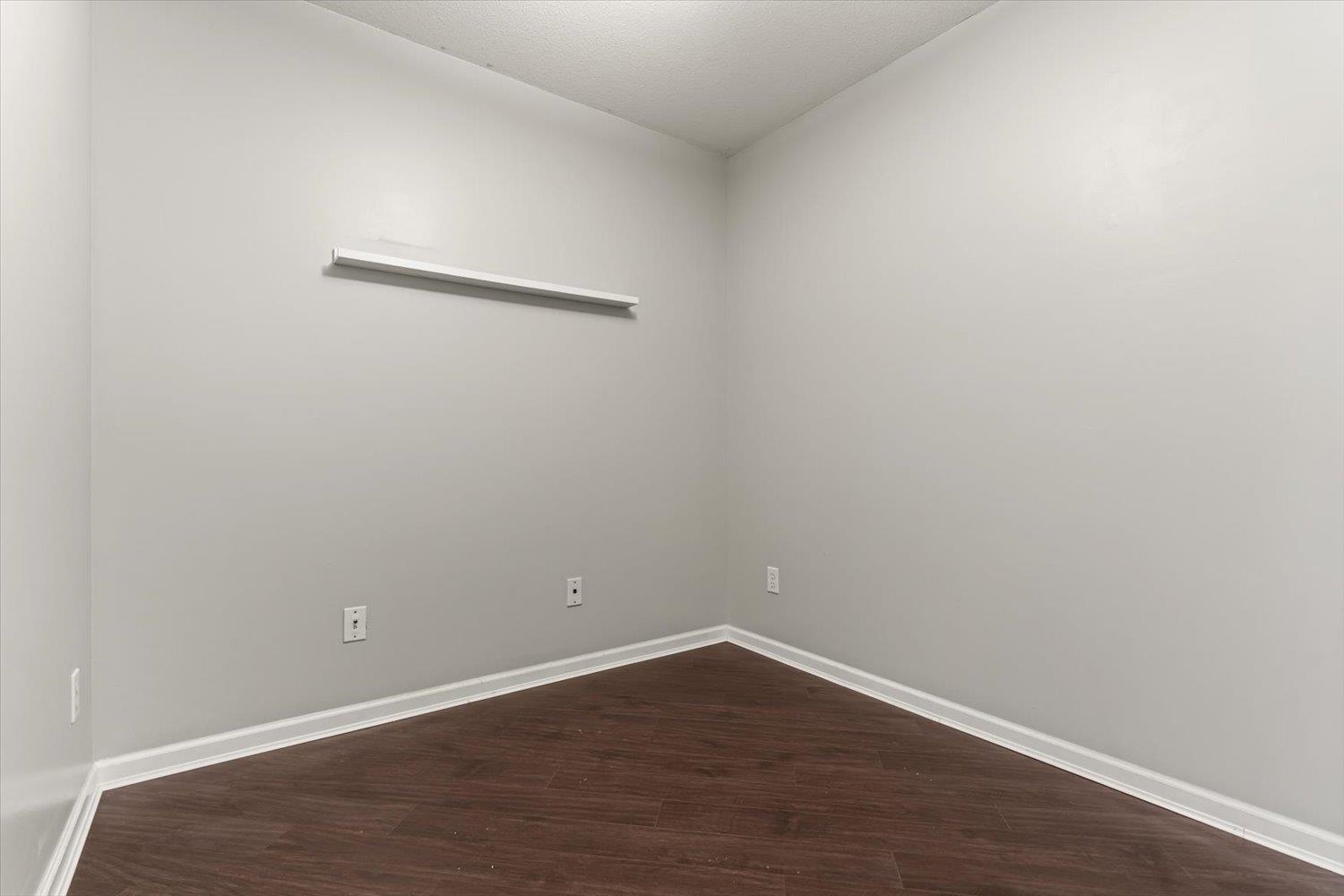 418 1242 TOWN CENTRE BOULEVARD