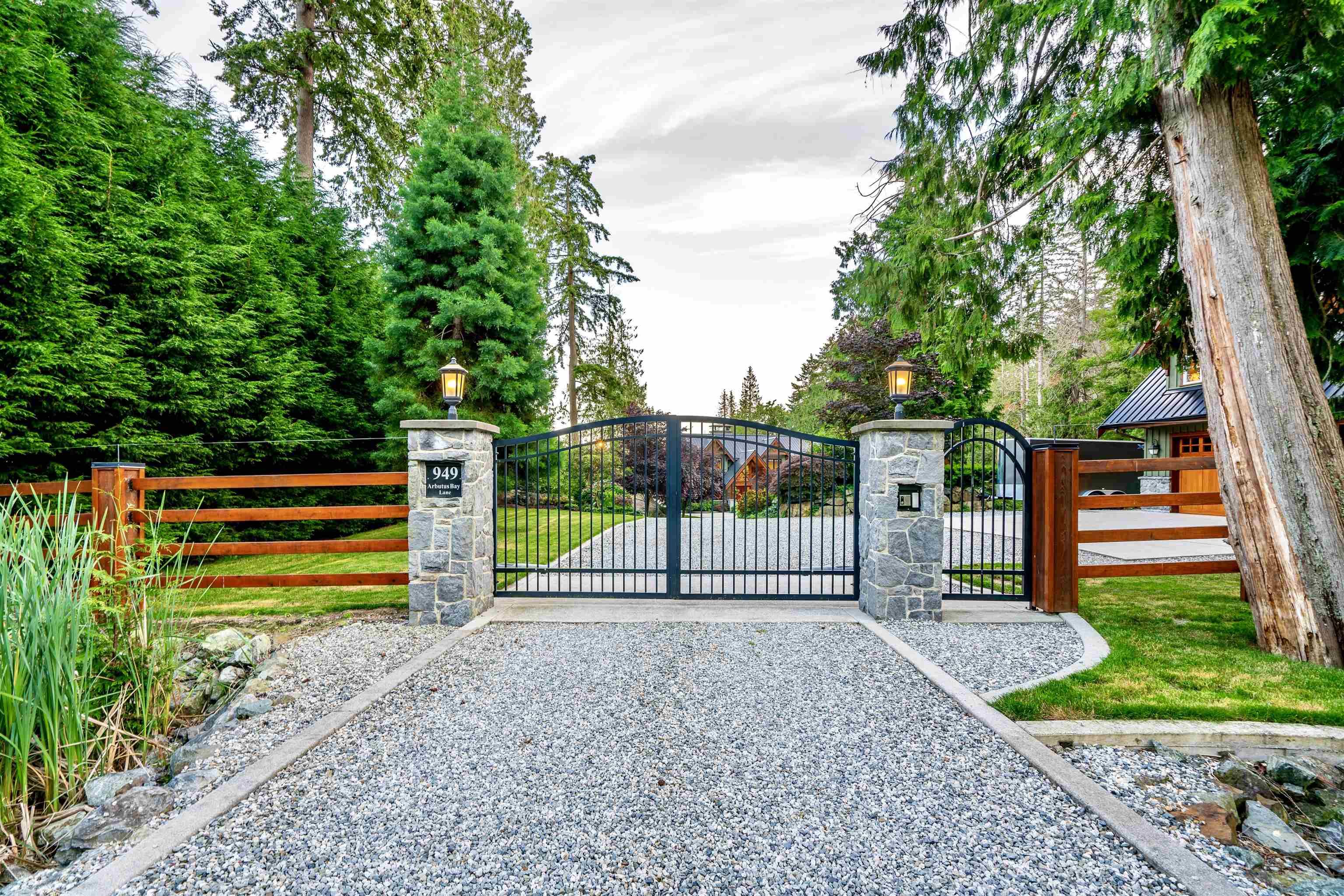 949 ARBUTUS BAY LANE