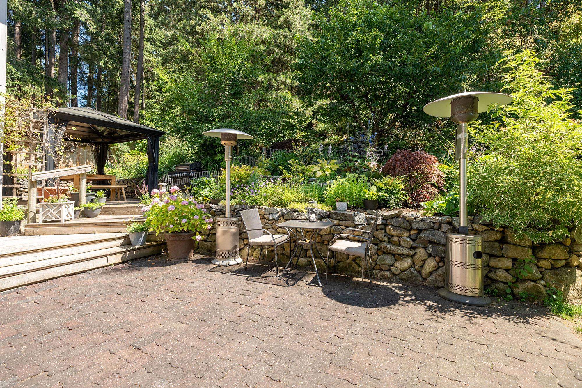 1529 WHITESAILS DRIVE
