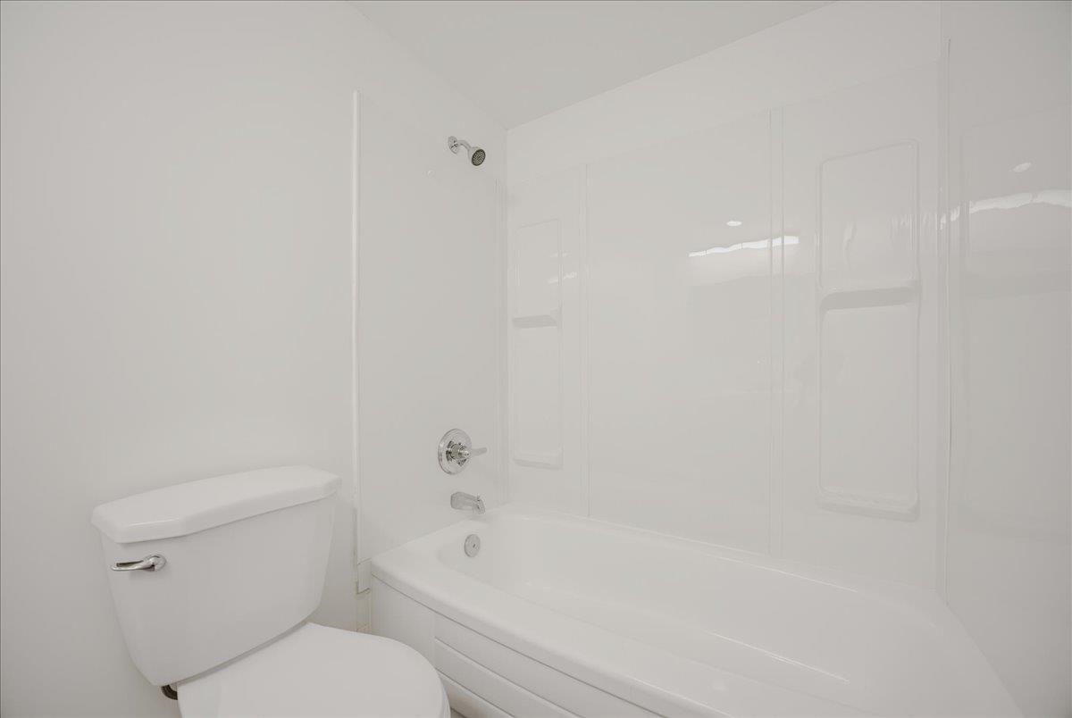 107 15020 NORTH BLUFF ROAD
