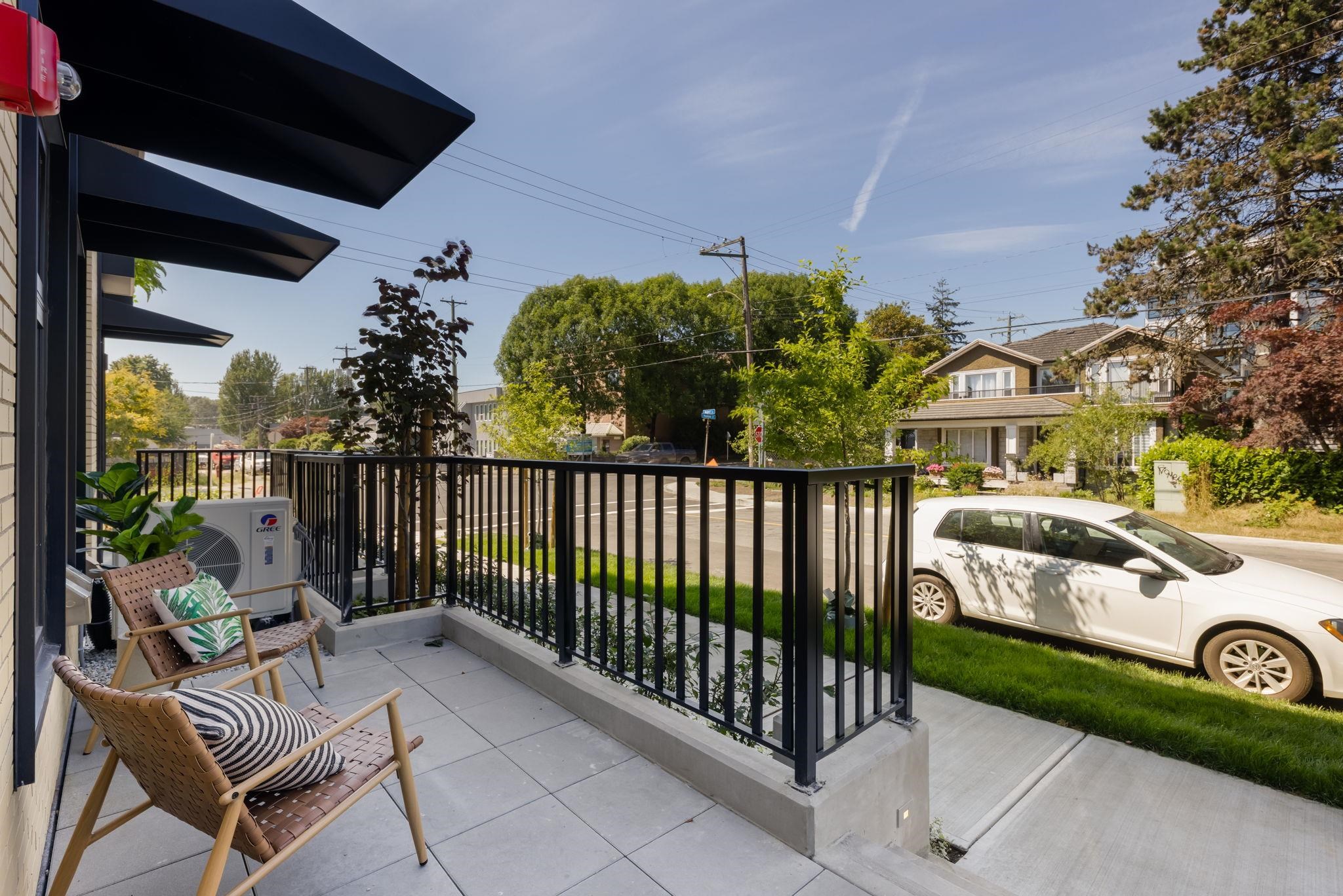104 342 MOUNTAIN HIGHWAY